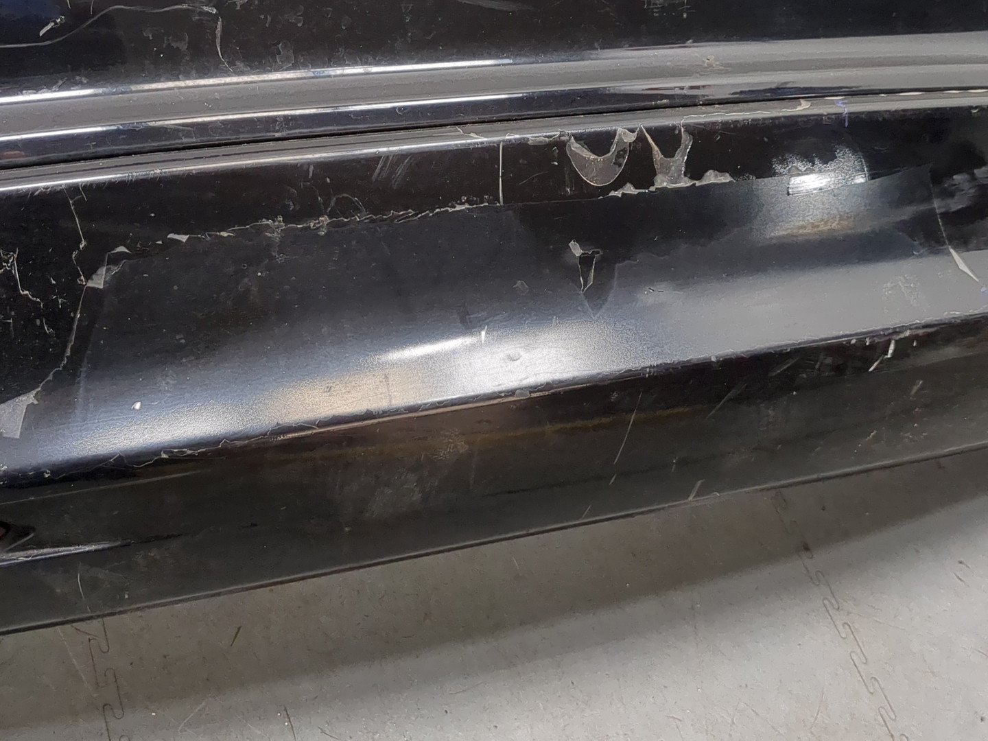 Бампер задний