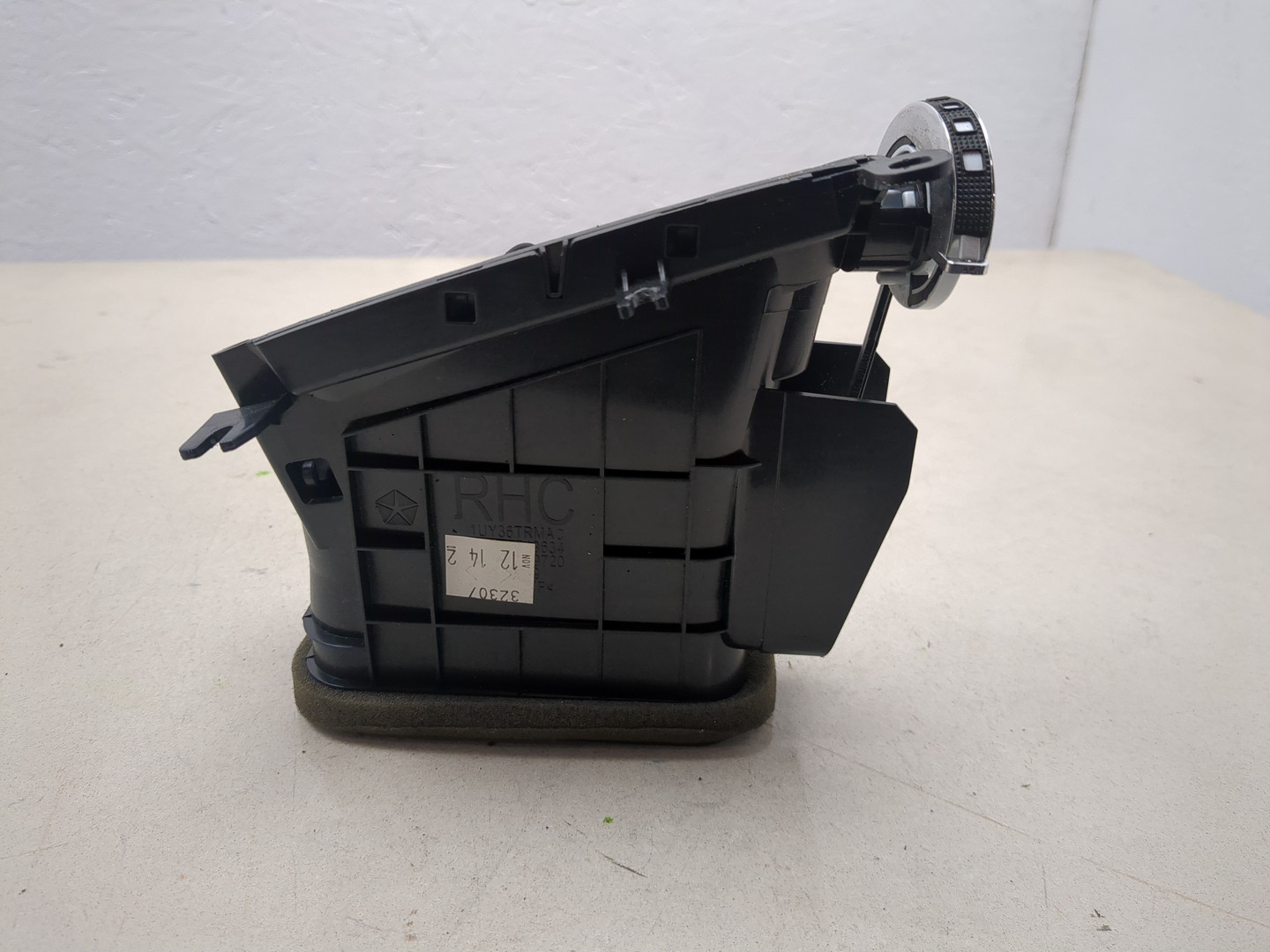 Дефлектор воздушный