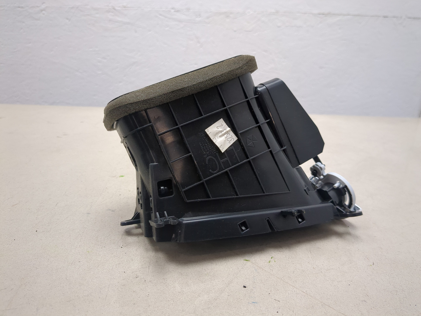 Дефлектор воздушный