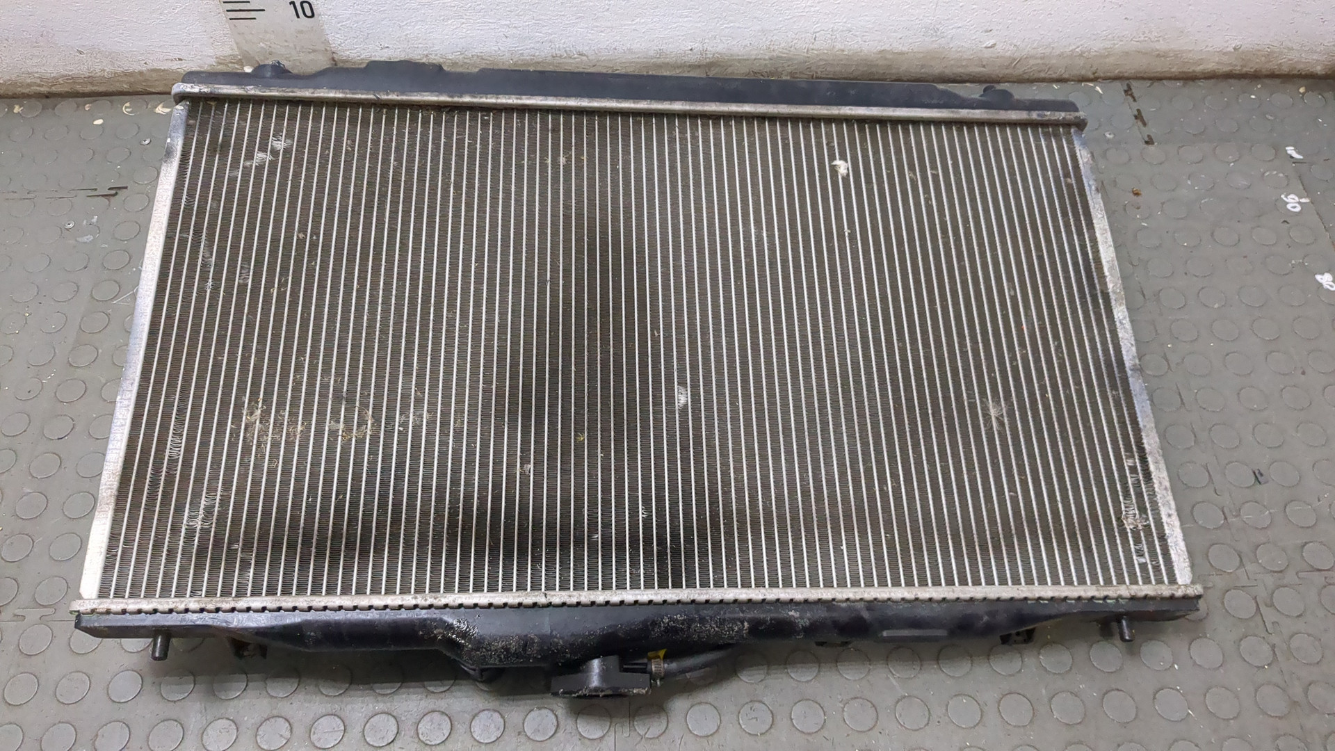 Радиатор охлаждения двигателя основной