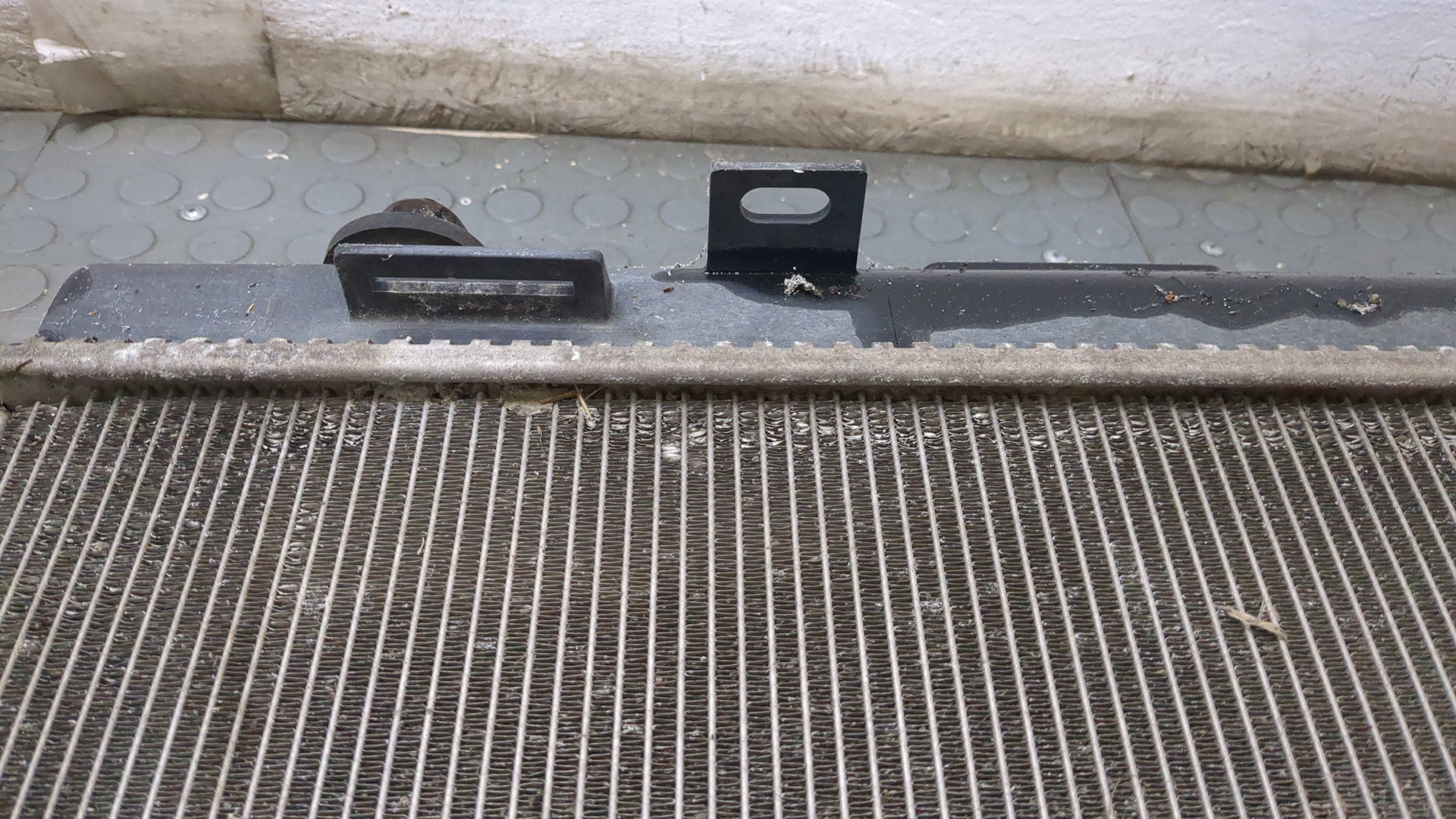 Радиатор охлаждения двигателя основной