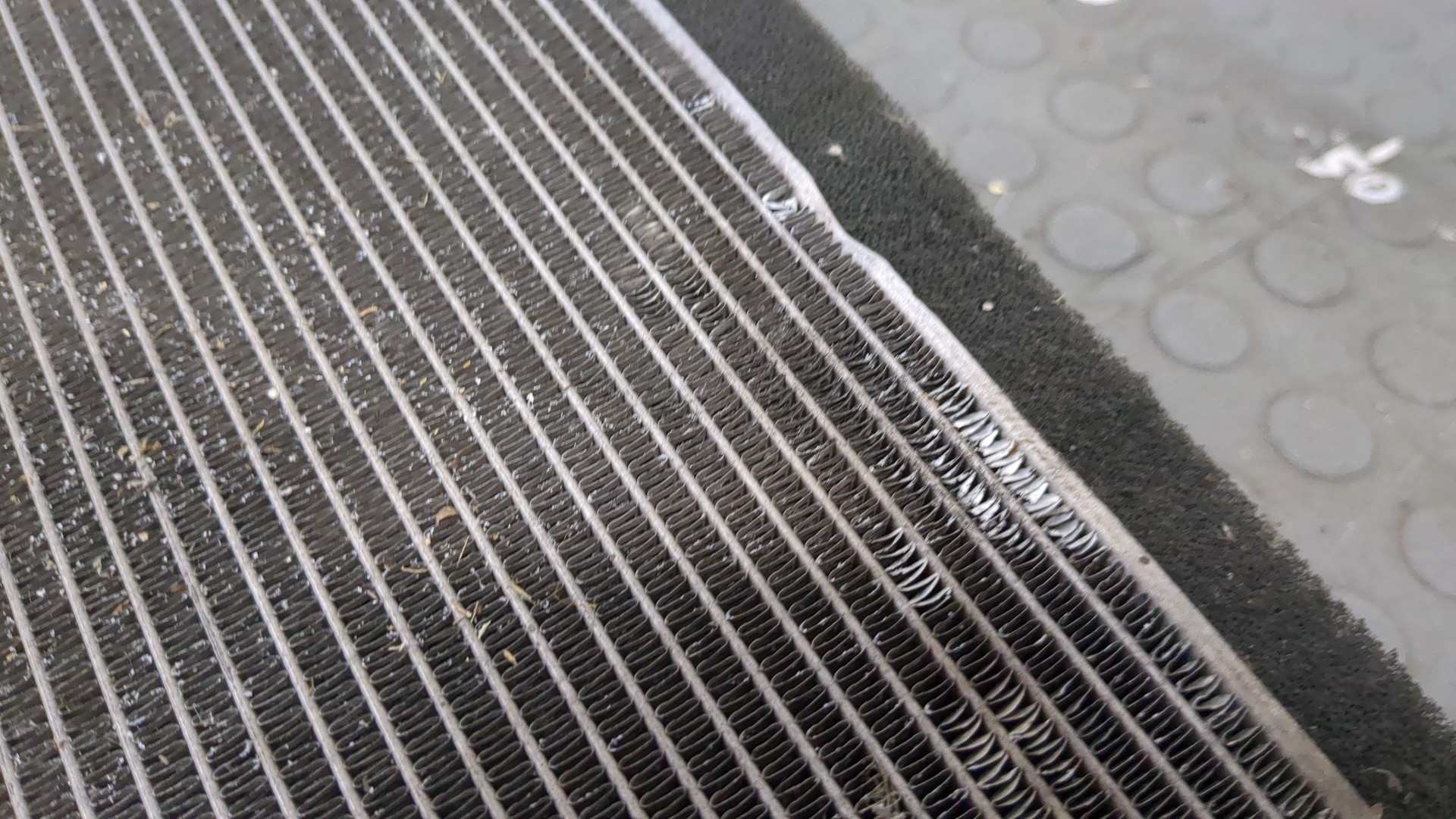 Радиатор охлаждения двигателя основной