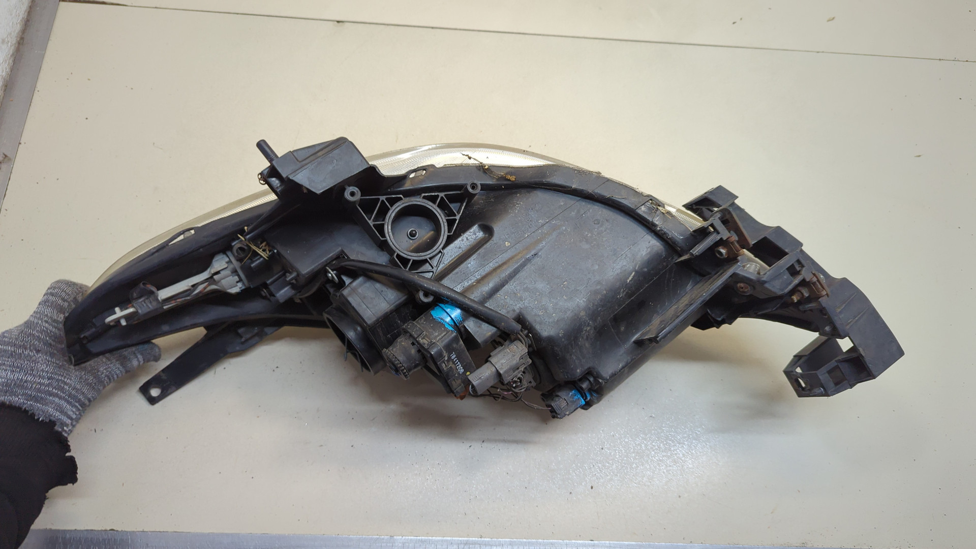 Фара правая