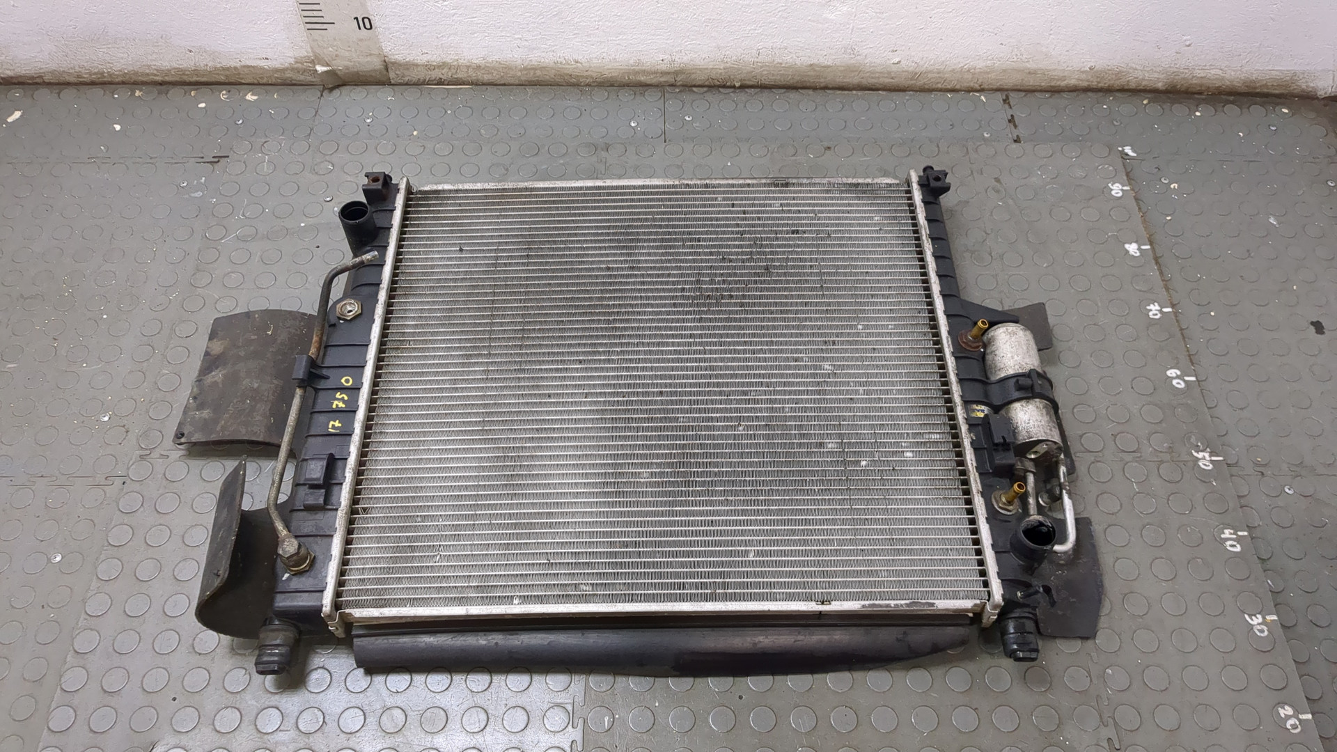 Радиатор охлаждения двигателя основной