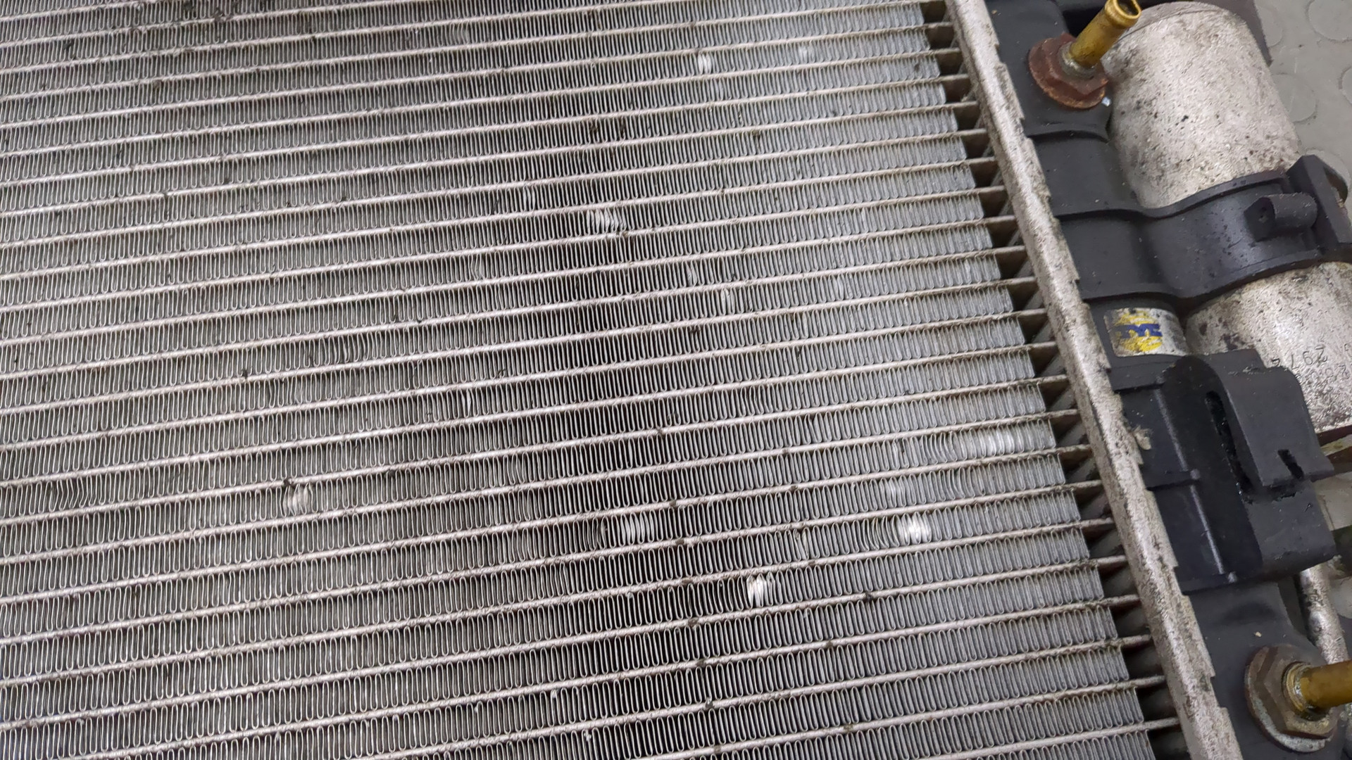 Радиатор охлаждения двигателя основной