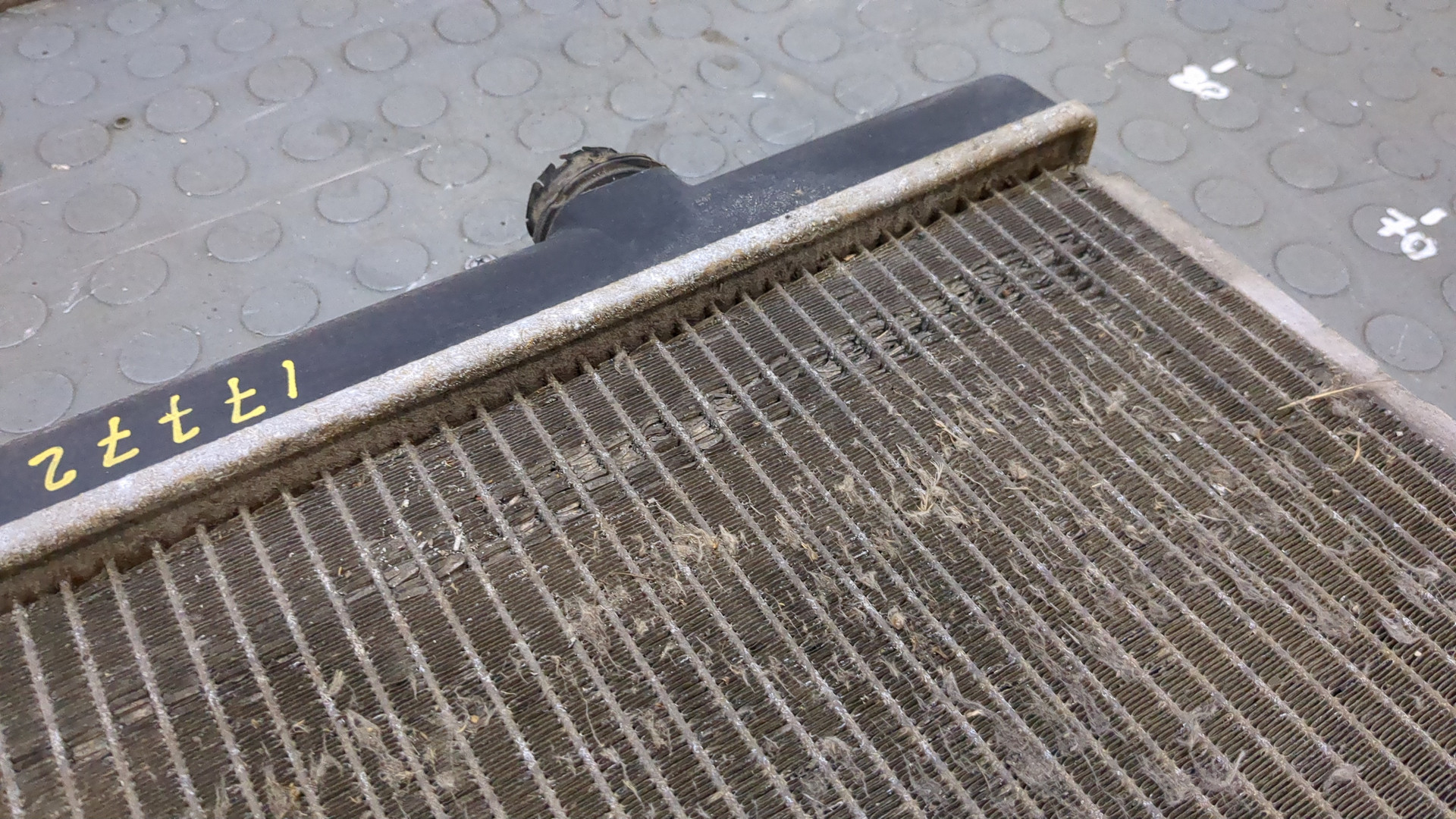 Радиатор охлаждения двигателя основной