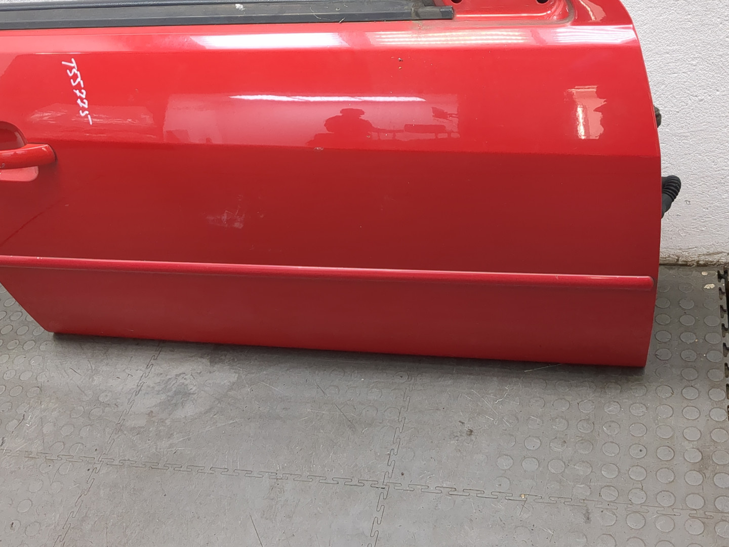 Дверь передняя правая