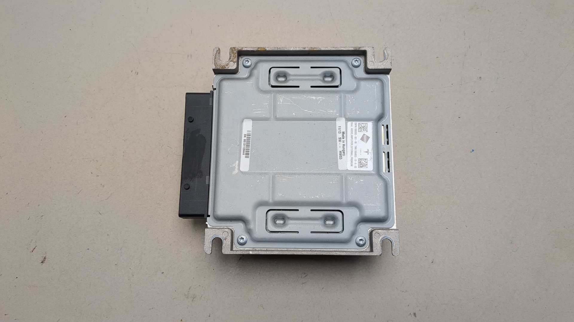 Усилитель акустической системы