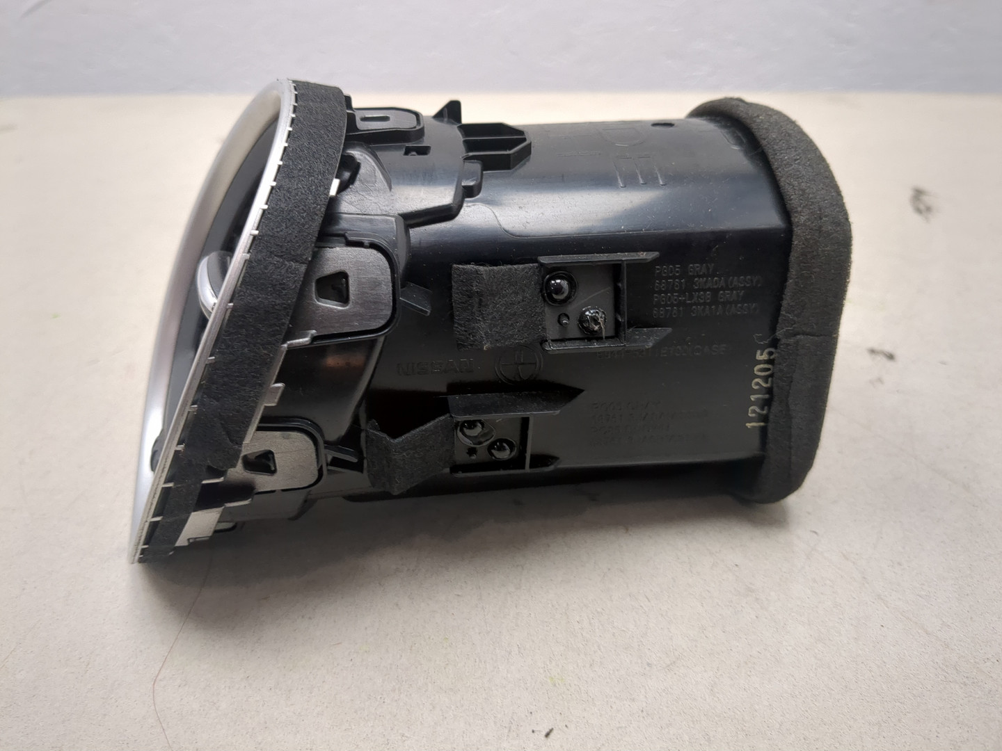 Дефлектор воздушный