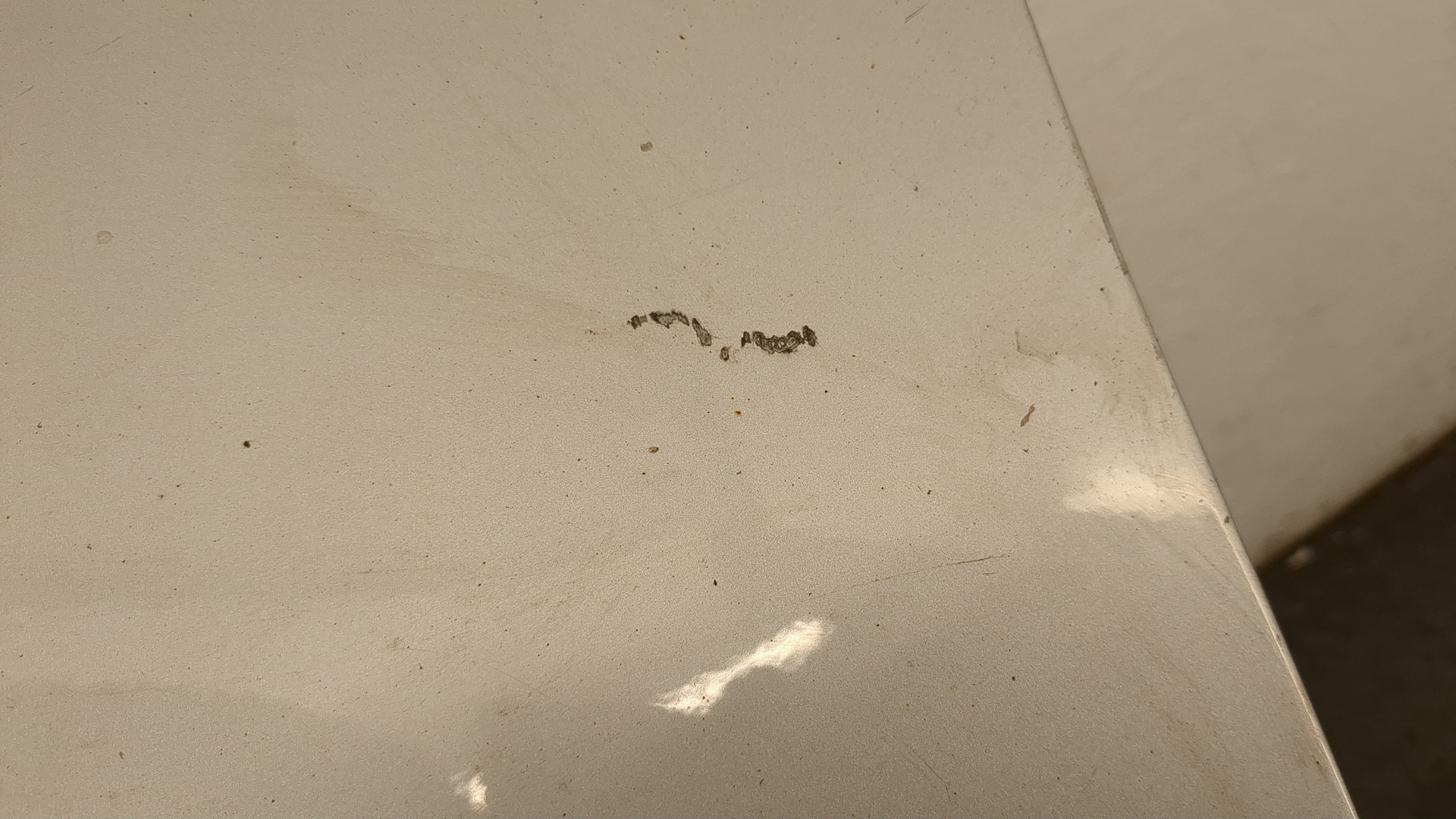 Крыло переднее правое