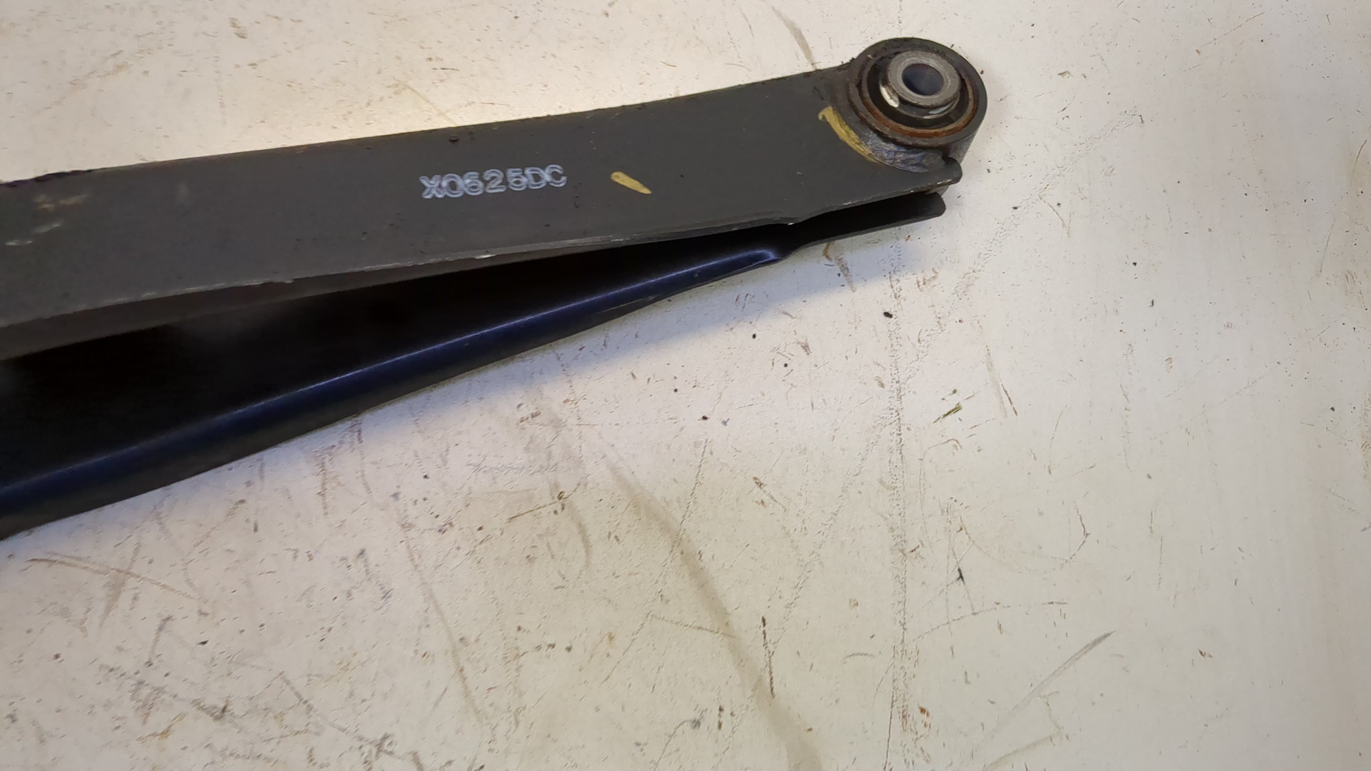 Рычаг задний