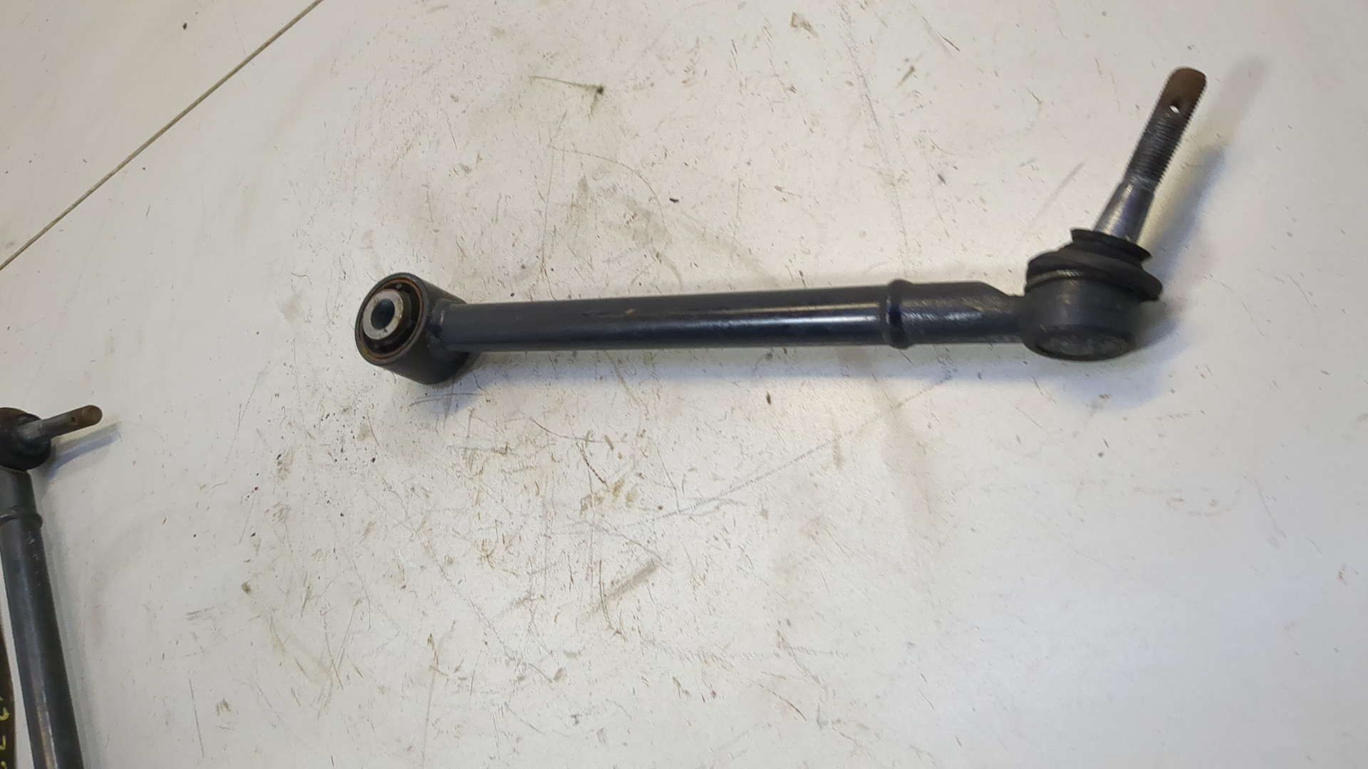 Рычаг задний