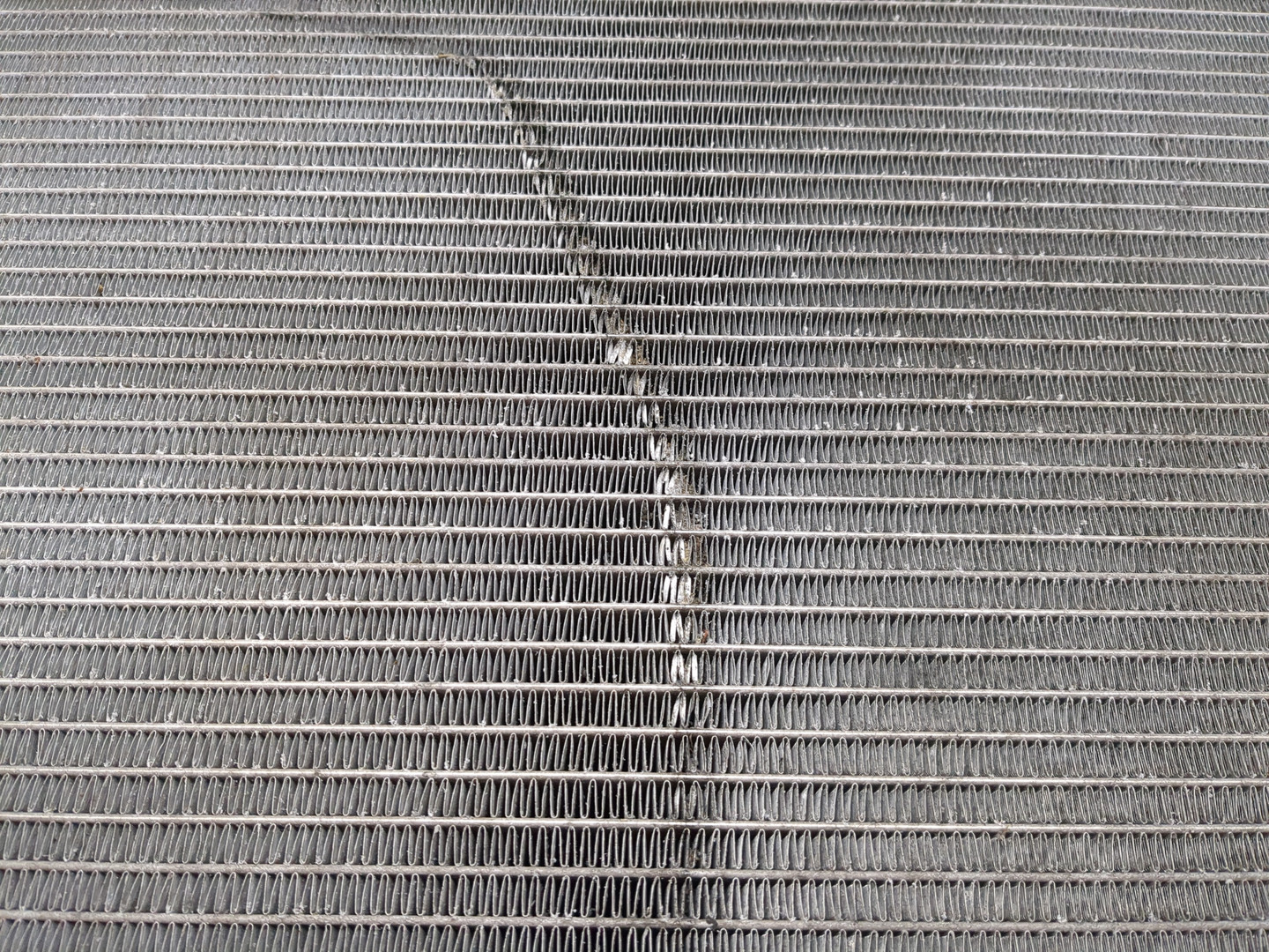 Радиатор охлаждения двигателя основной