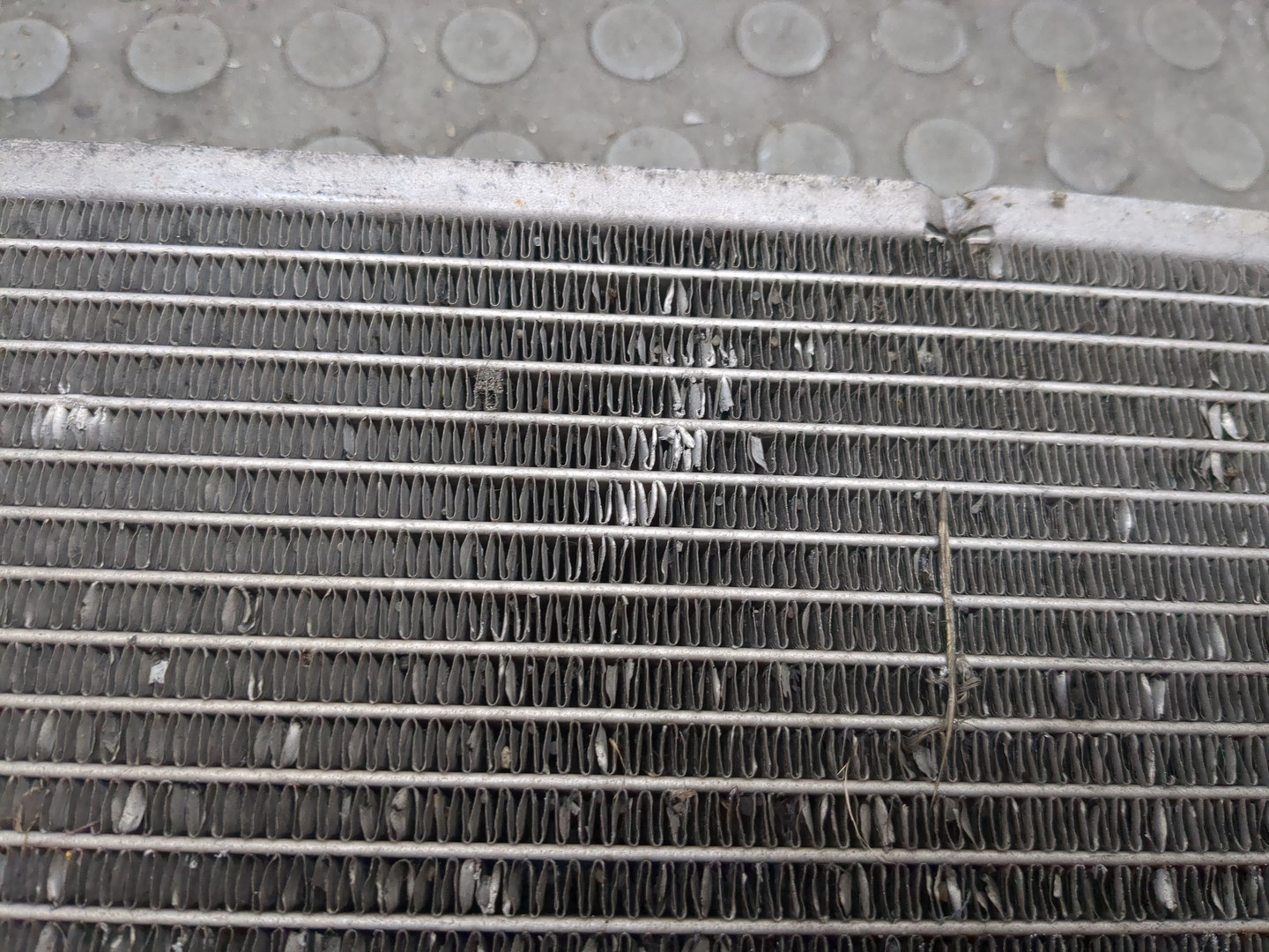 Радиатор охлаждения двигателя основной