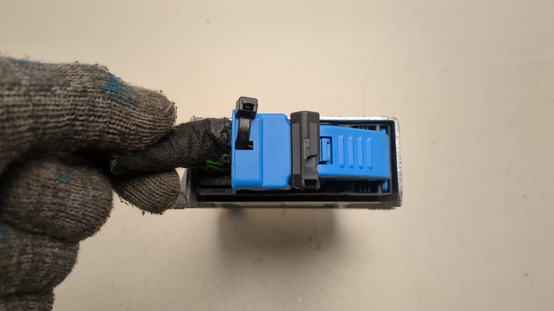 Блок управления подушек безопасности (AIR BAG)