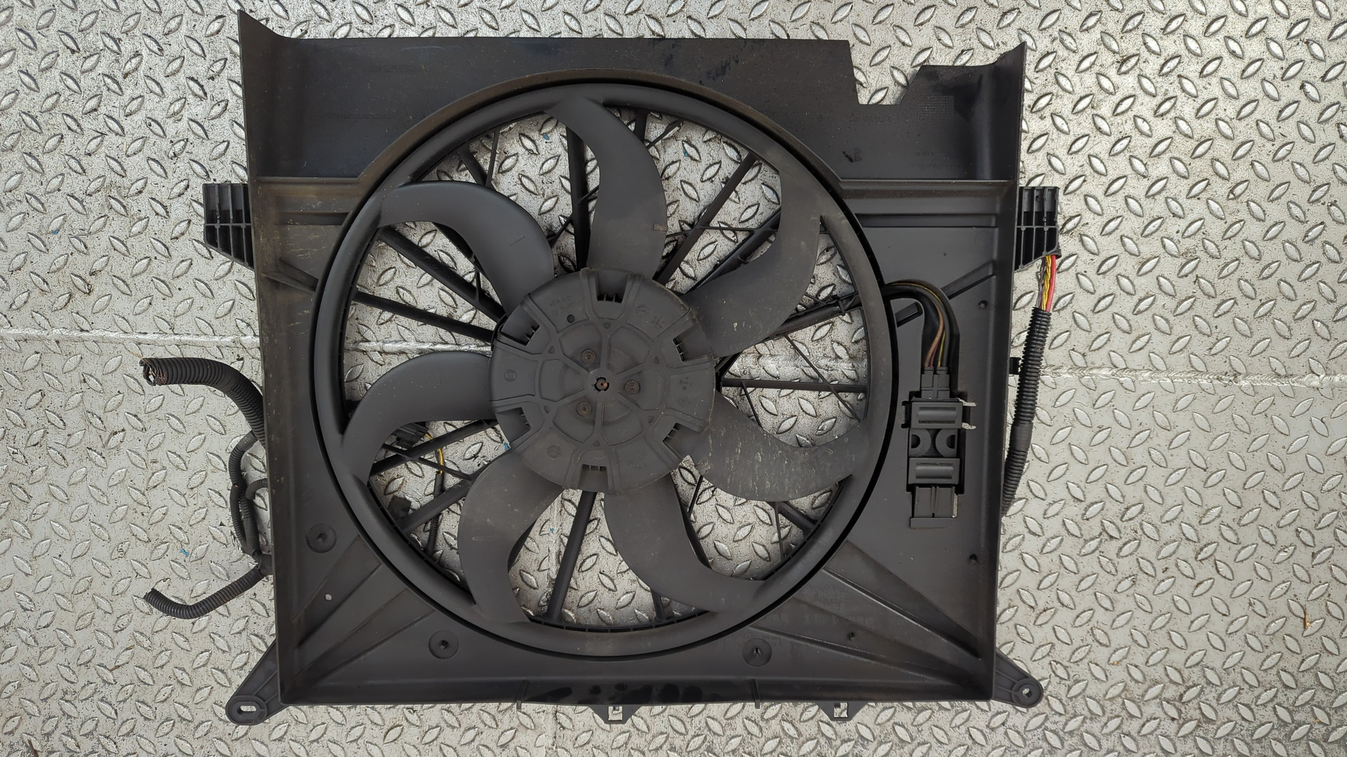 Вентилятор радиатора