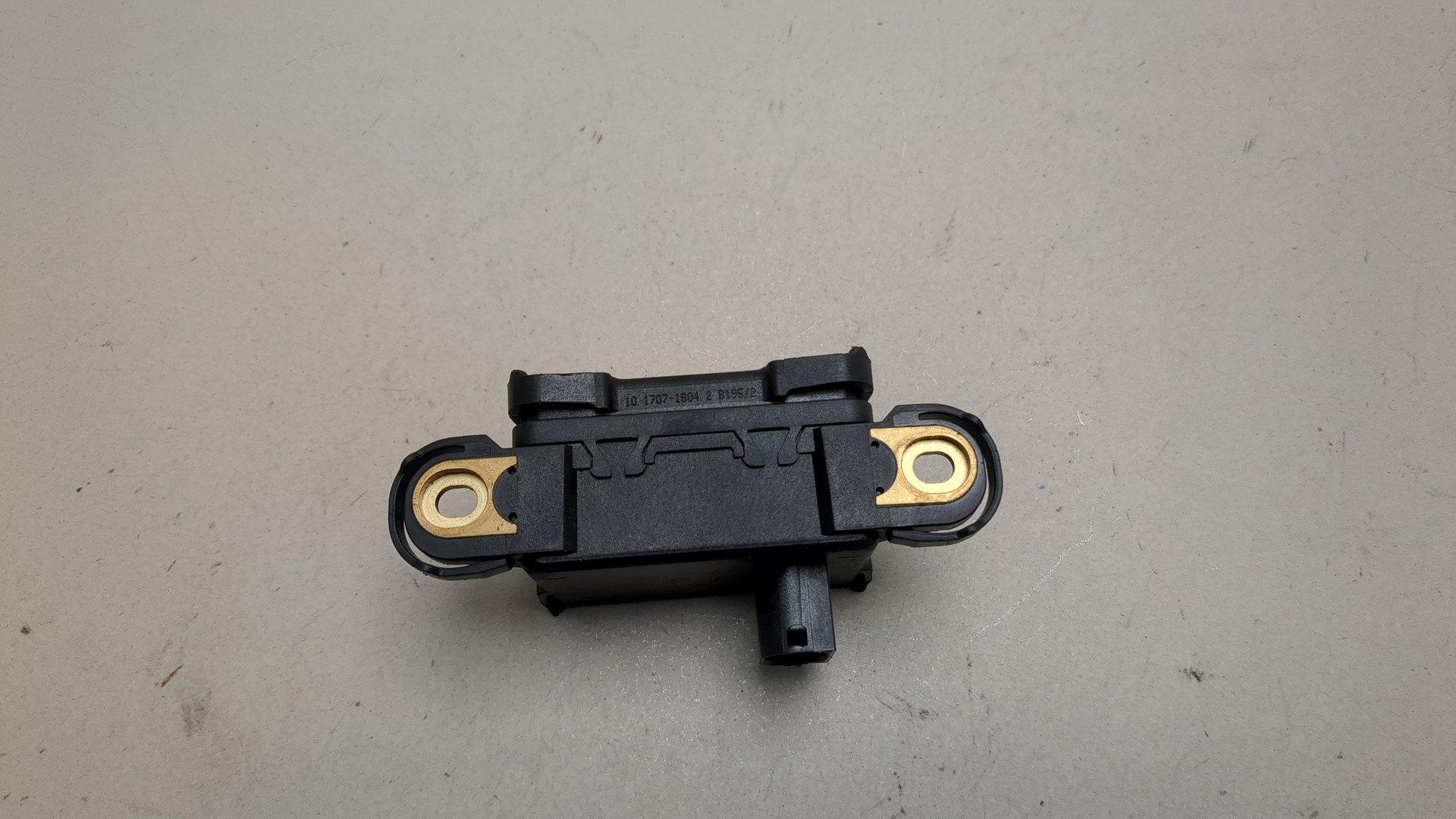 Датчик ускорения