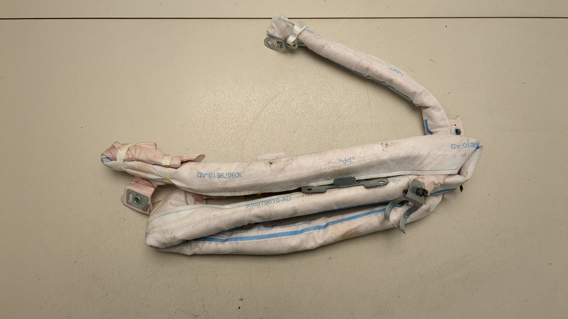 Подушка безопасности боковая (шторка)