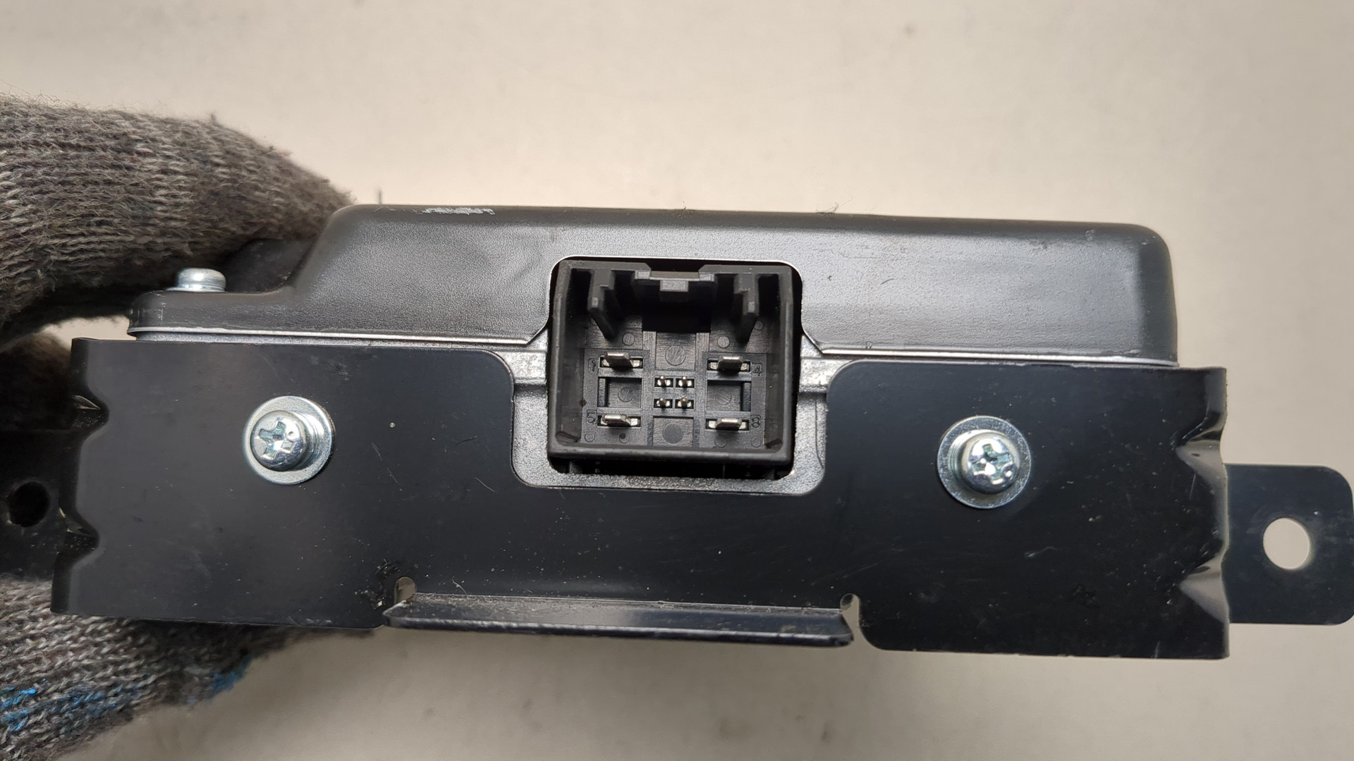 Преобразователь напряжения (адаптер)