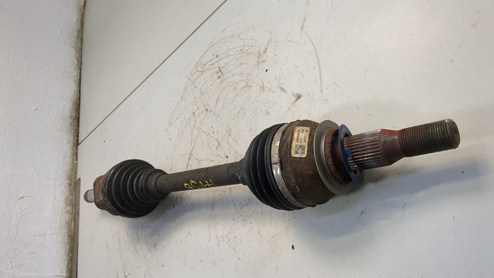 Полуось передняя левая