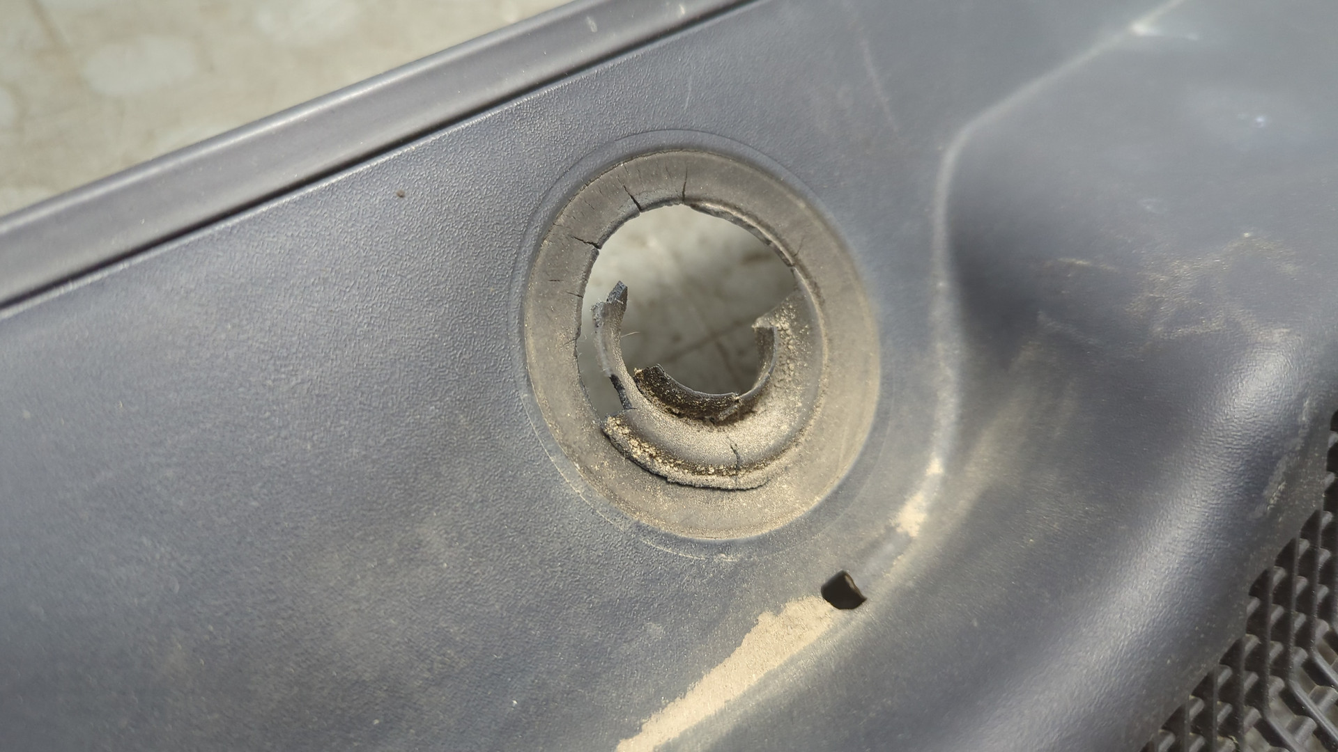 Решетка стеклоочистителей (Жабо)