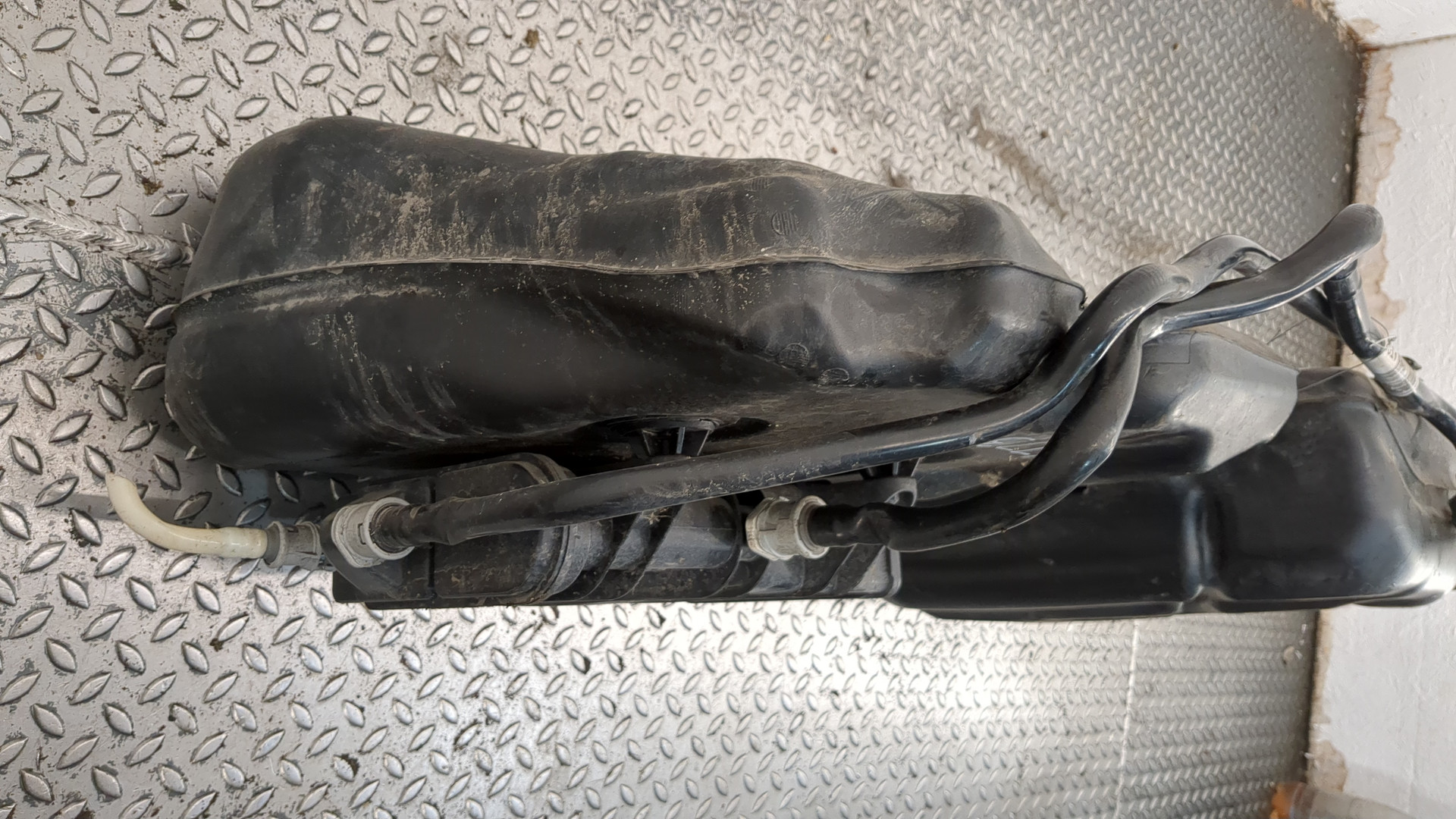 Бак топливный