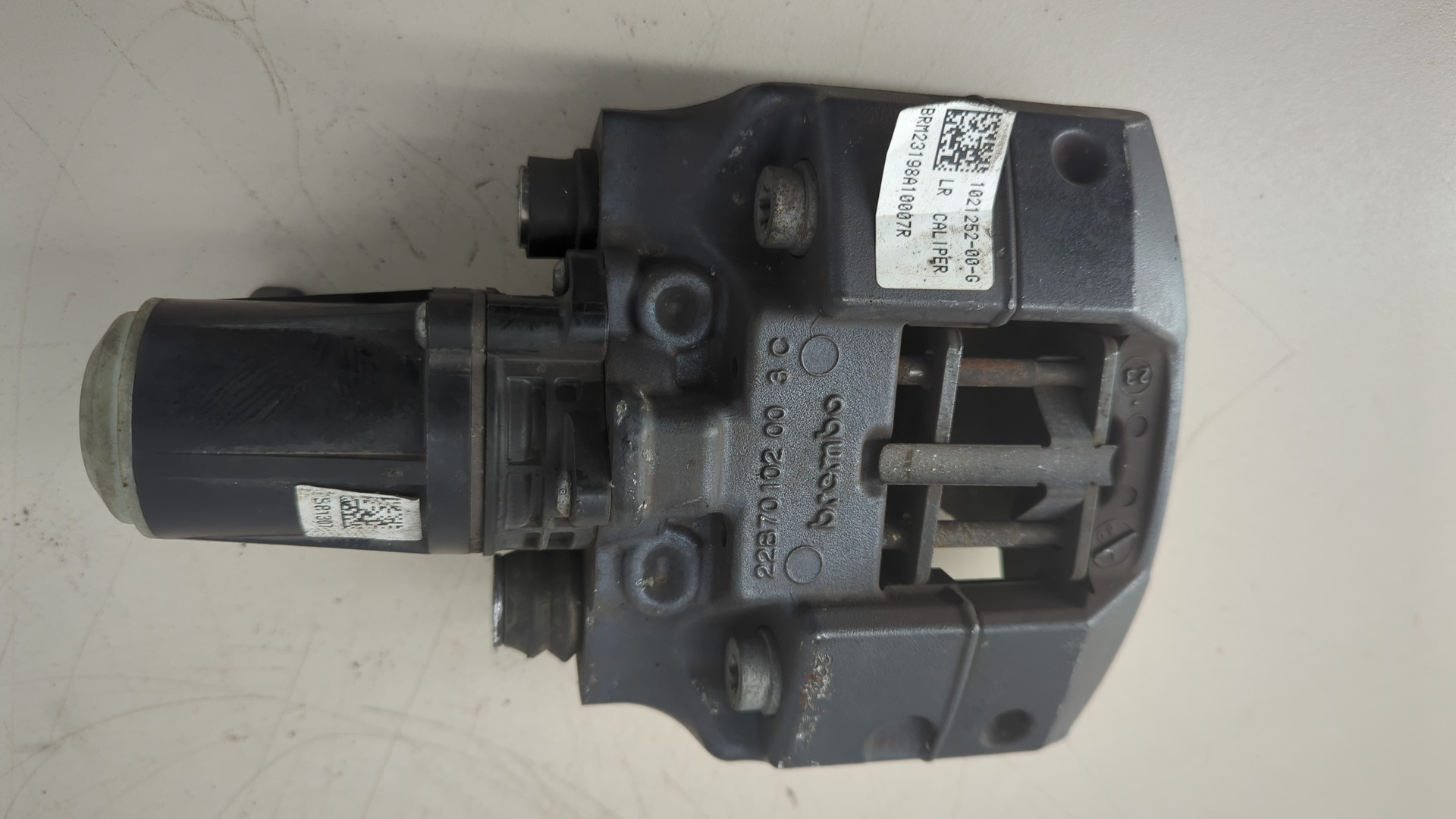 Суппорт задний левый