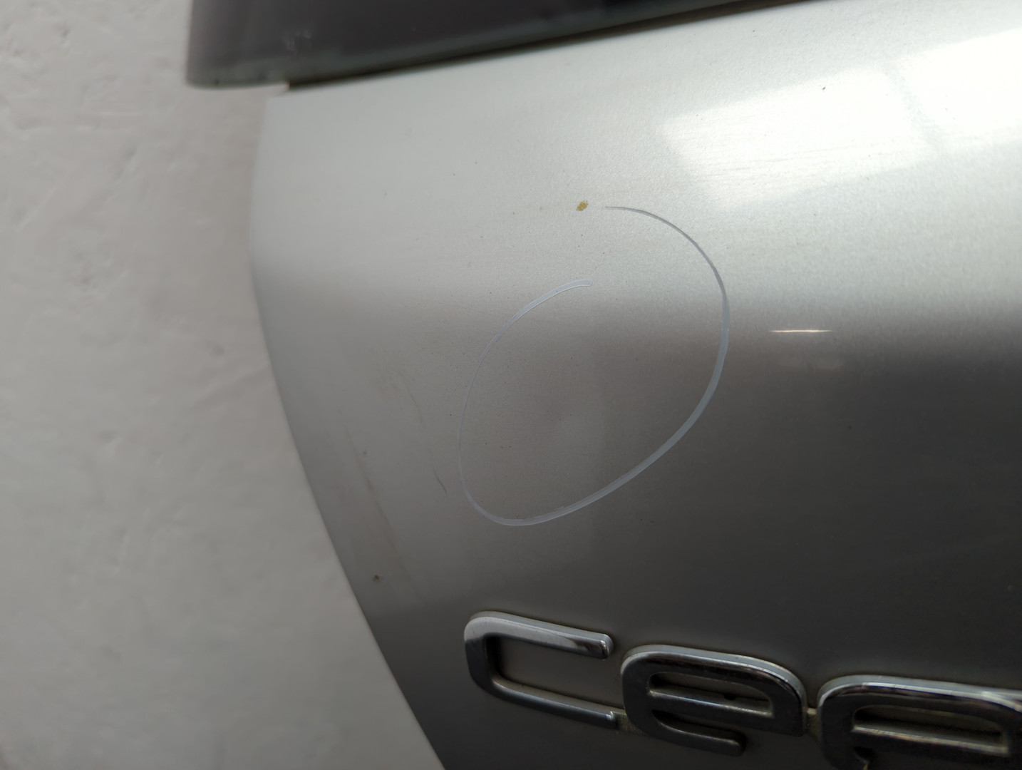 Дверь багажника