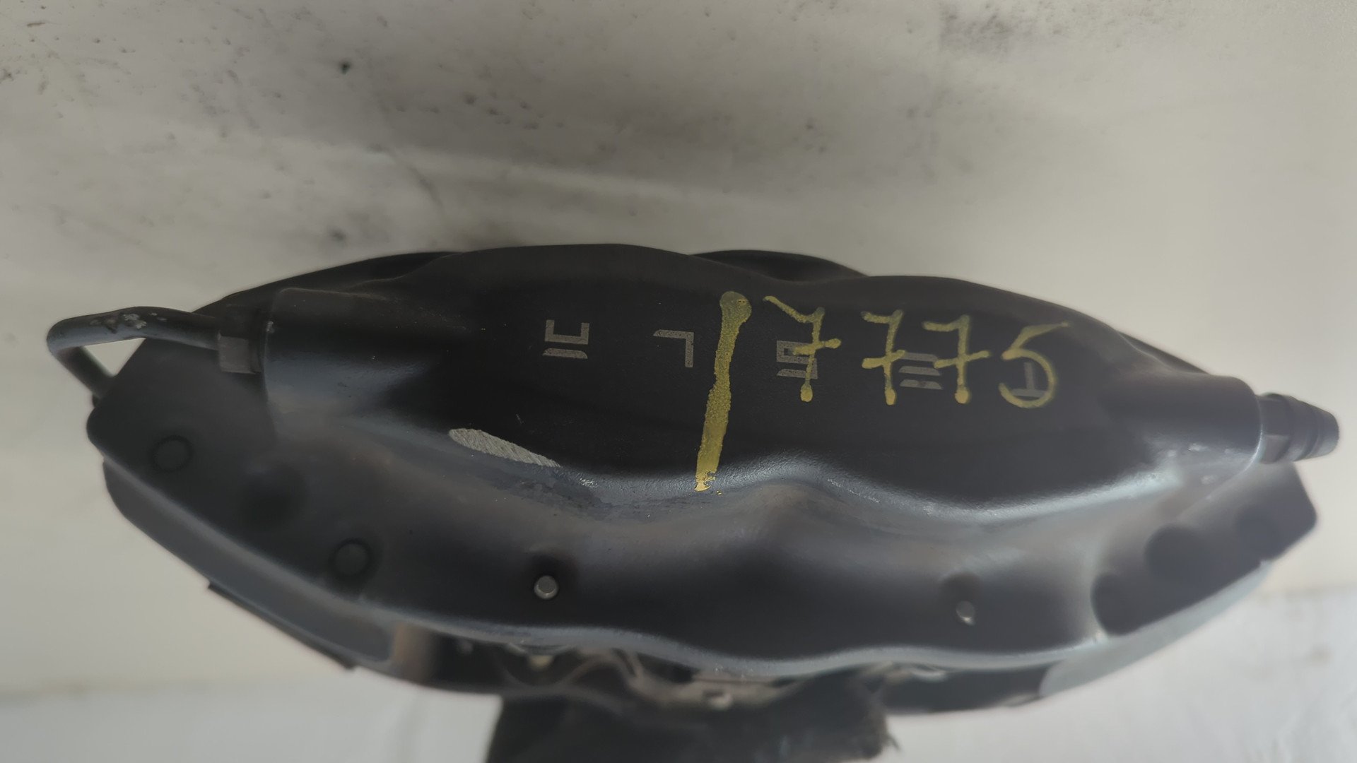 Суппорт задний левый