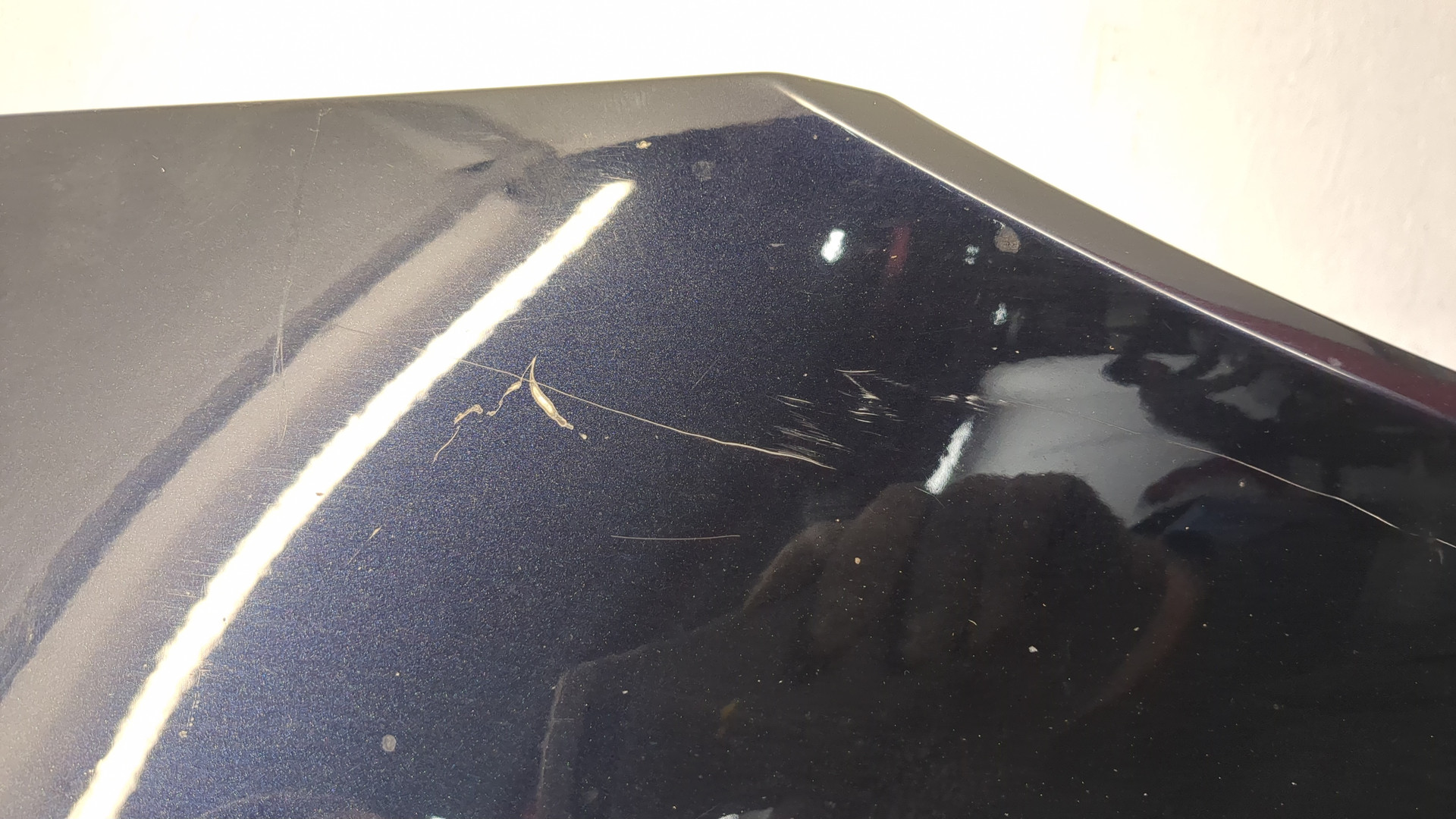 Крыло переднее правое