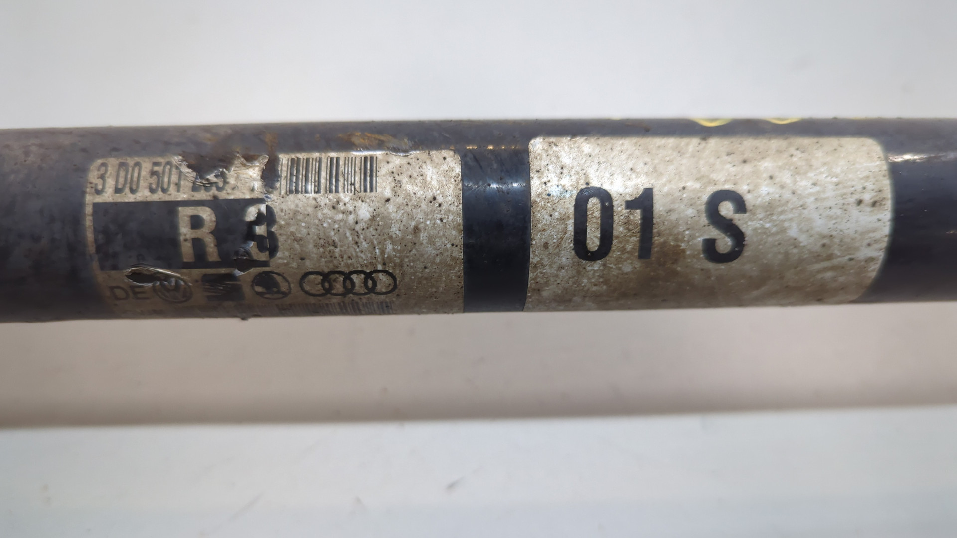 Полуось задняя