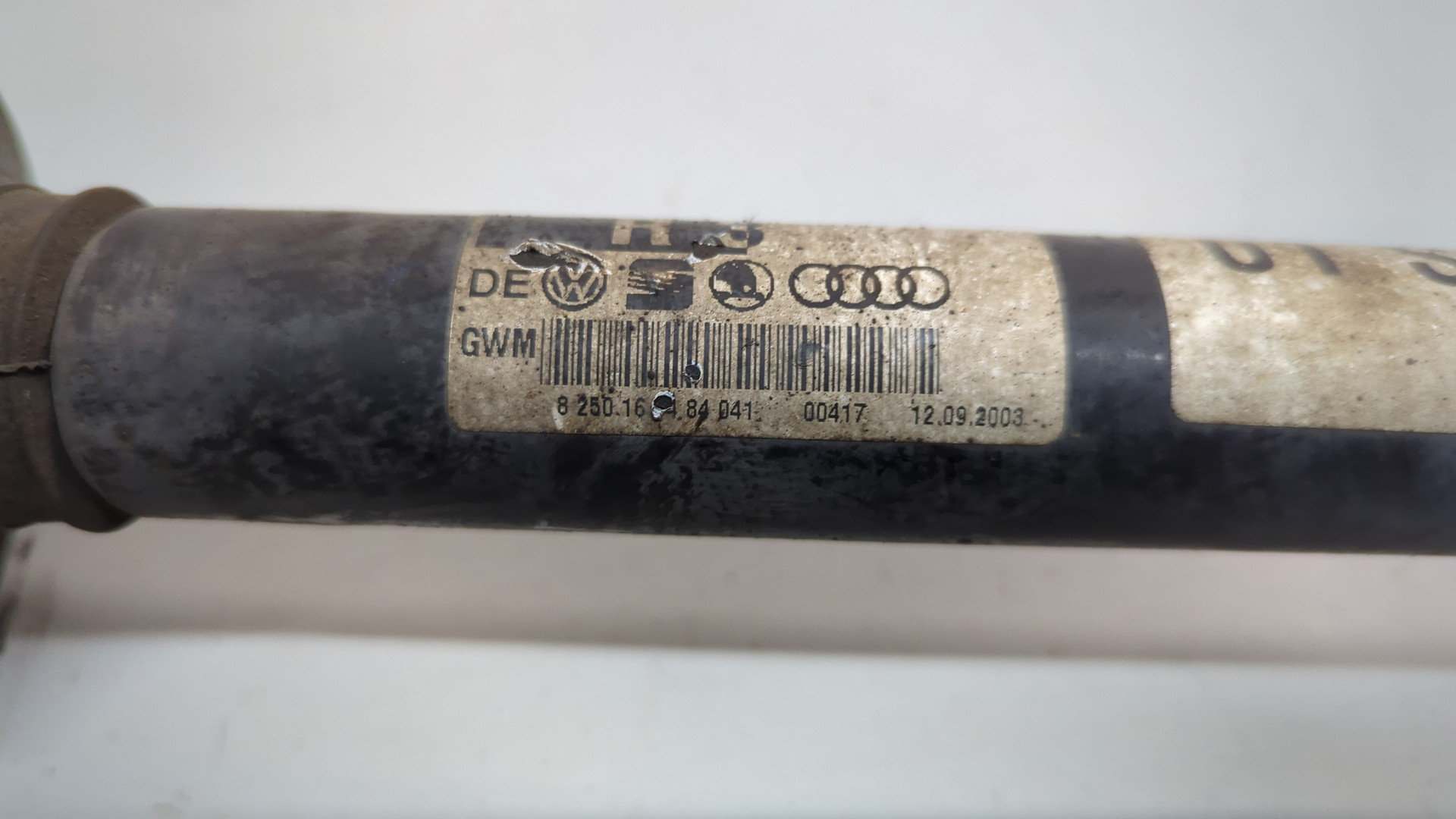 Полуось задняя