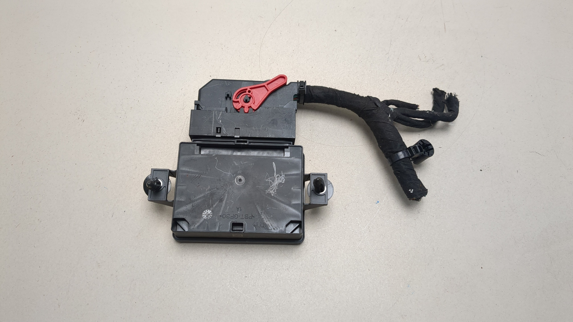 Блок управления парковочным тормозом