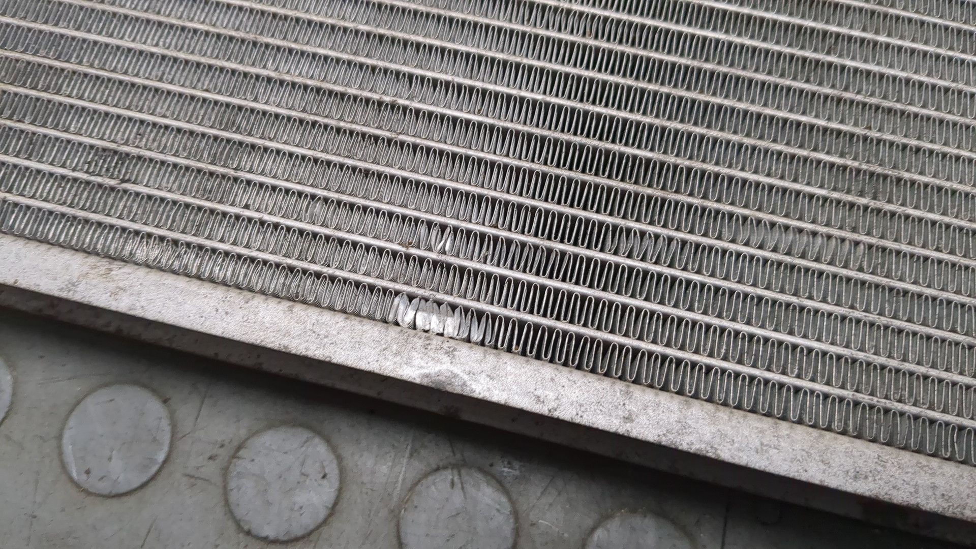 Радиатор охлаждения двигателя основной