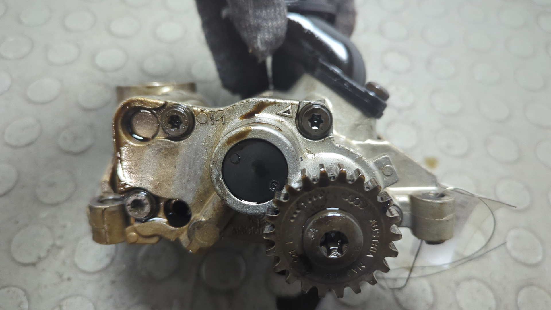 Насос масляный