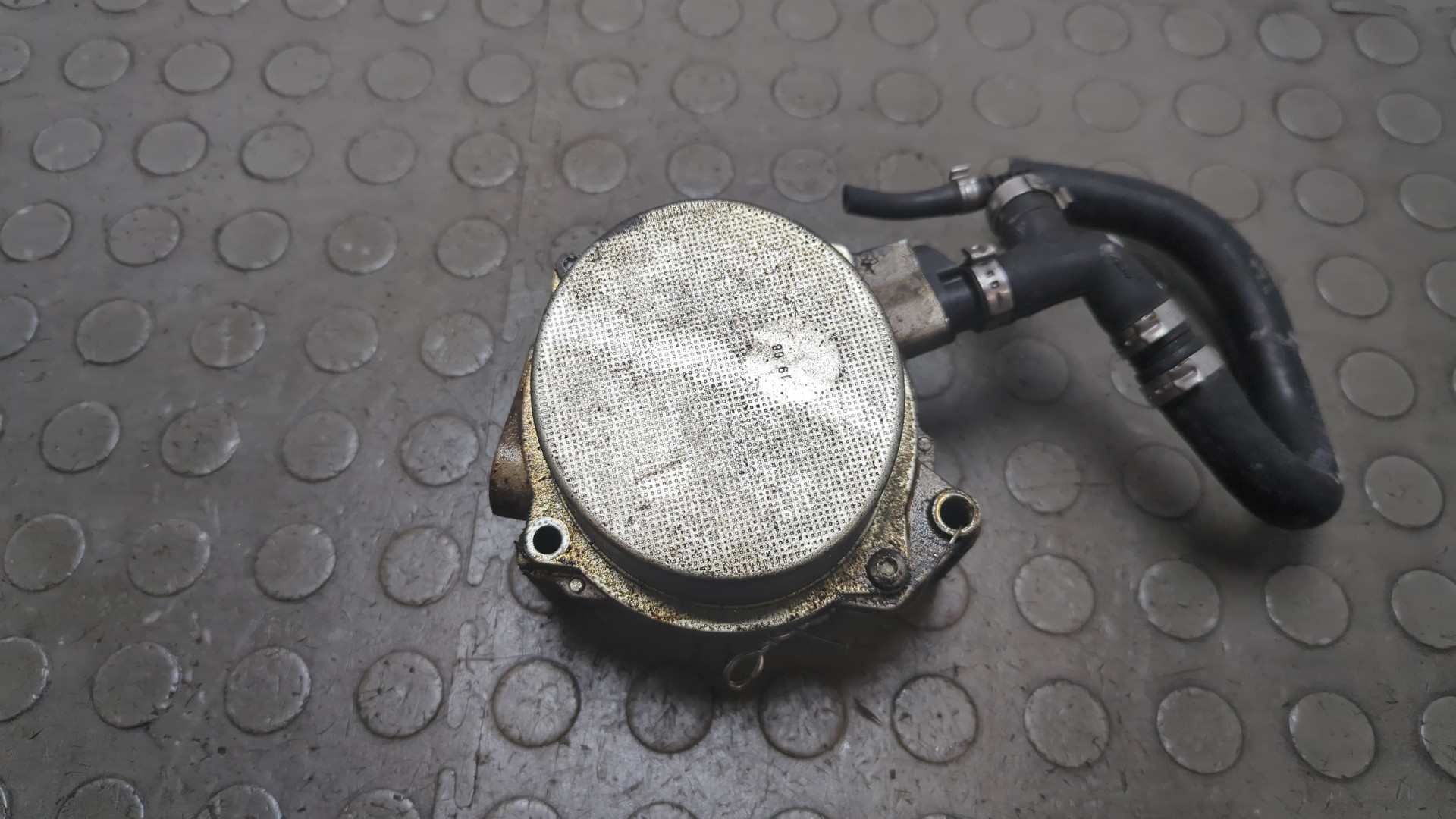 Насос вакуумный