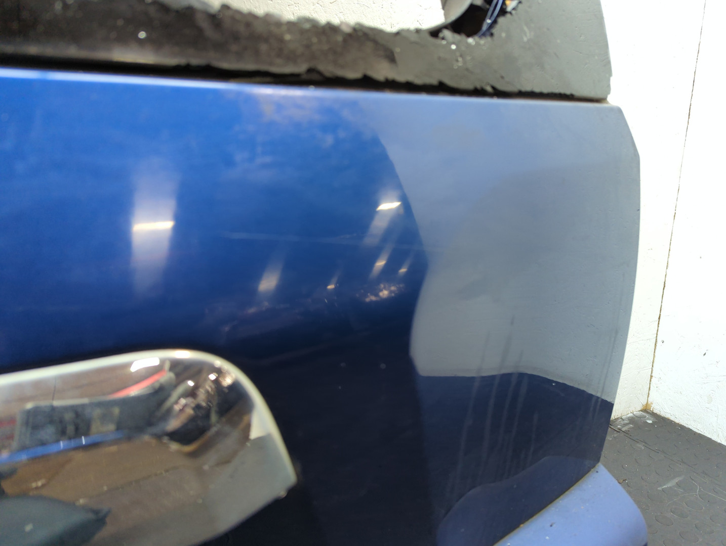 Дверь багажника