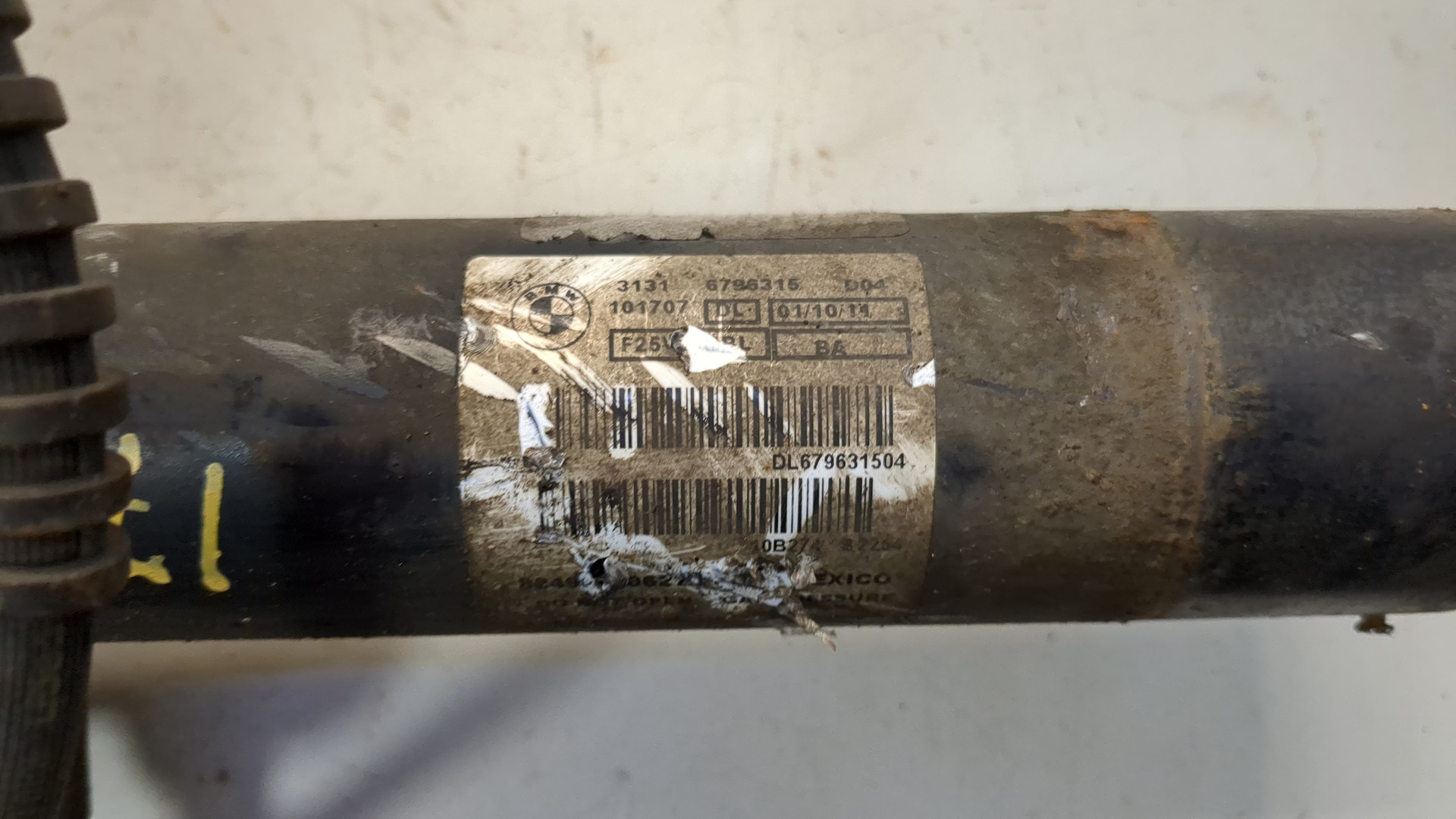 Амортизатор передний левый