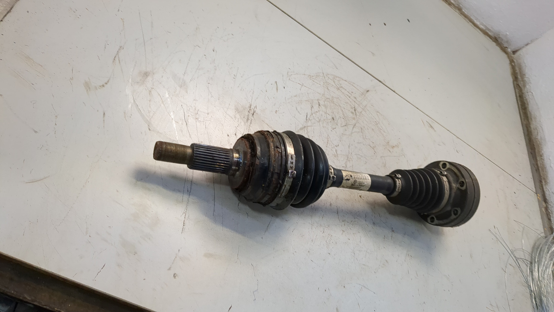 Полуось передняя