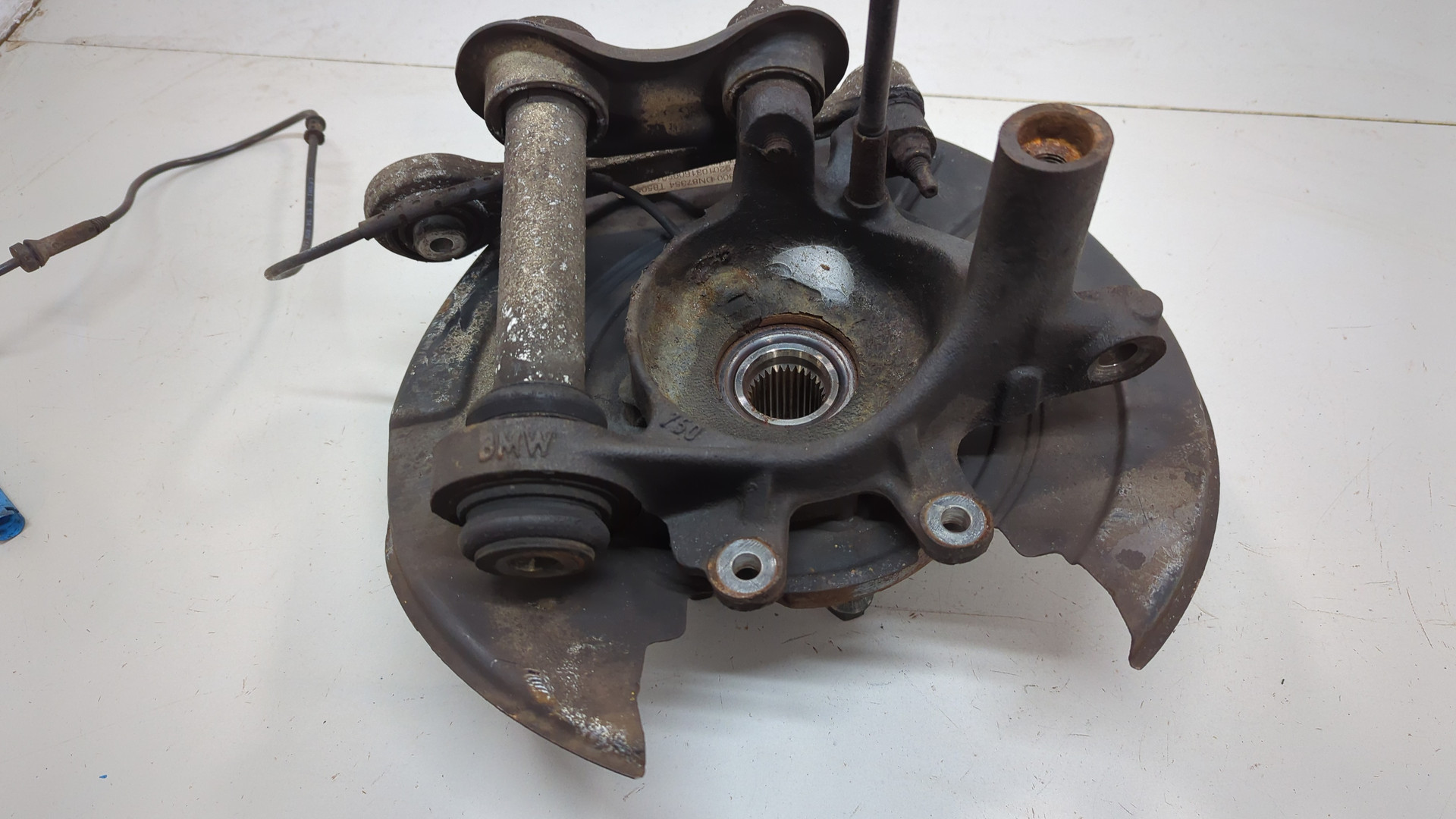 Кулак поворотный задний правый