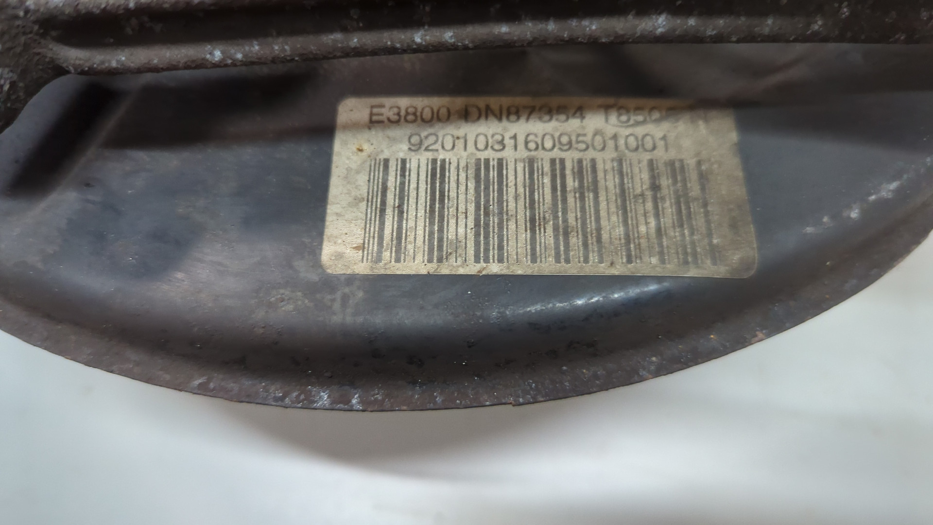 Кулак поворотный задний правый