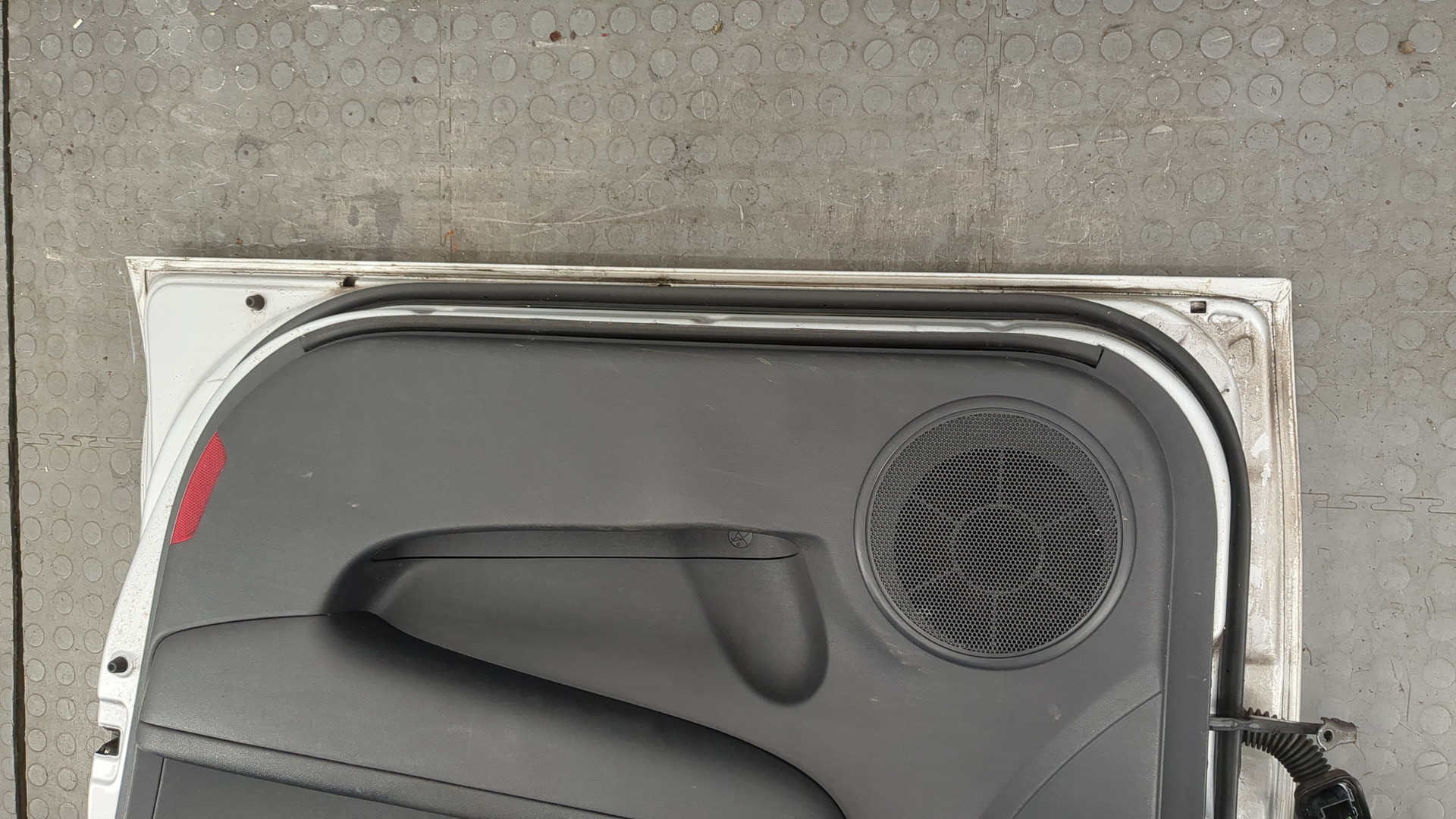 Дверь передняя правая