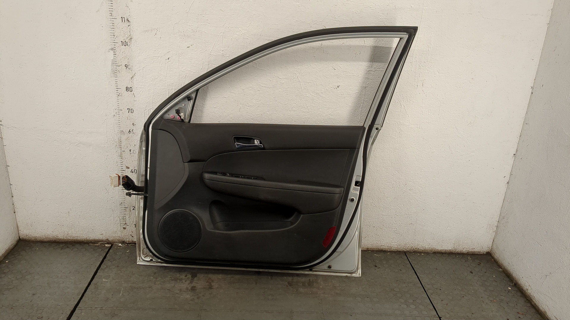 Дверь передняя правая