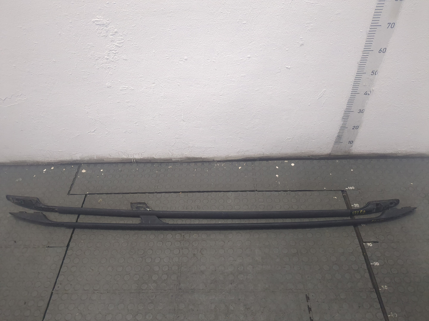 Рейлинги (релинг) к-кт (планки на крышу)