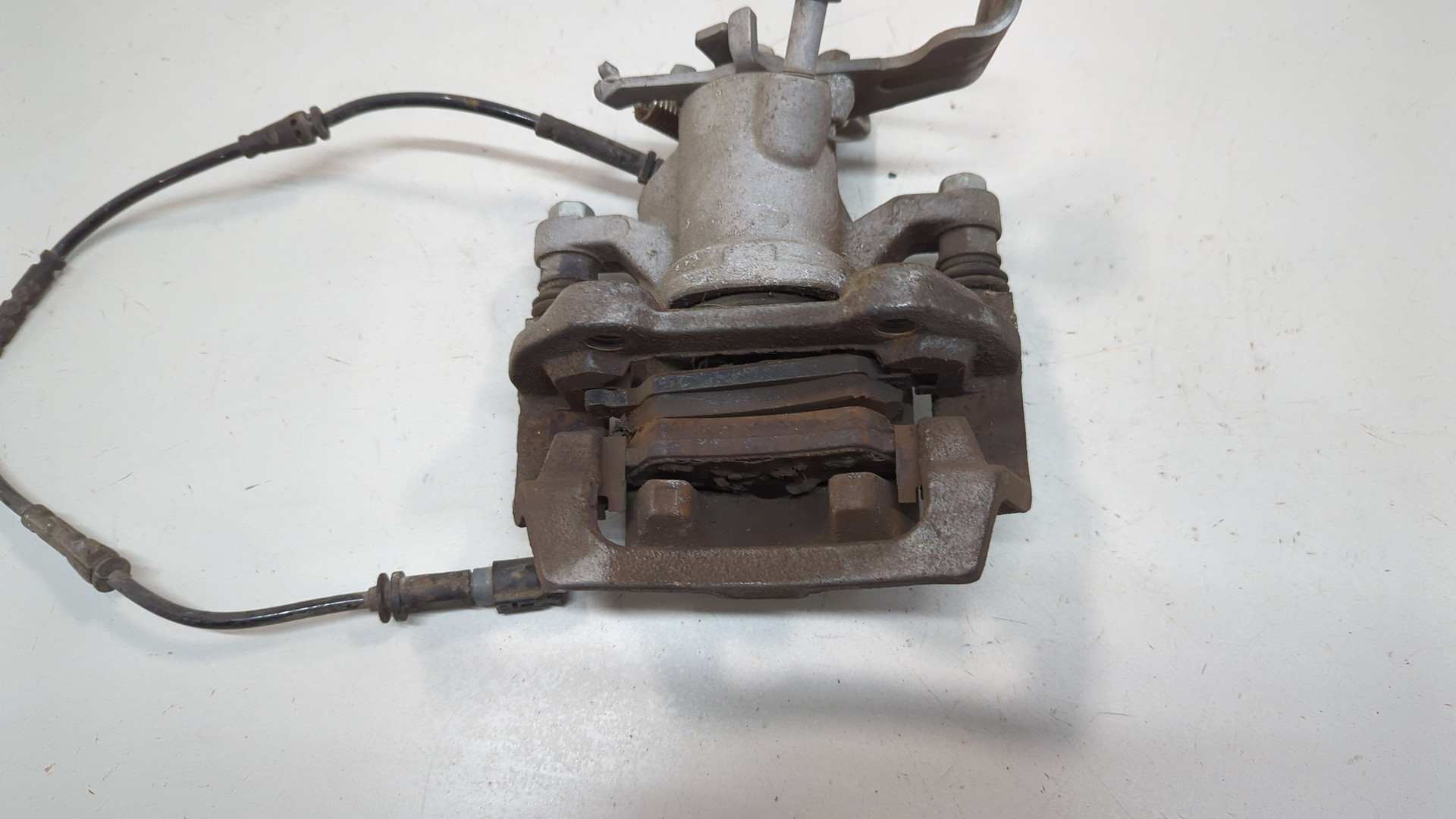 Суппорт задний правый