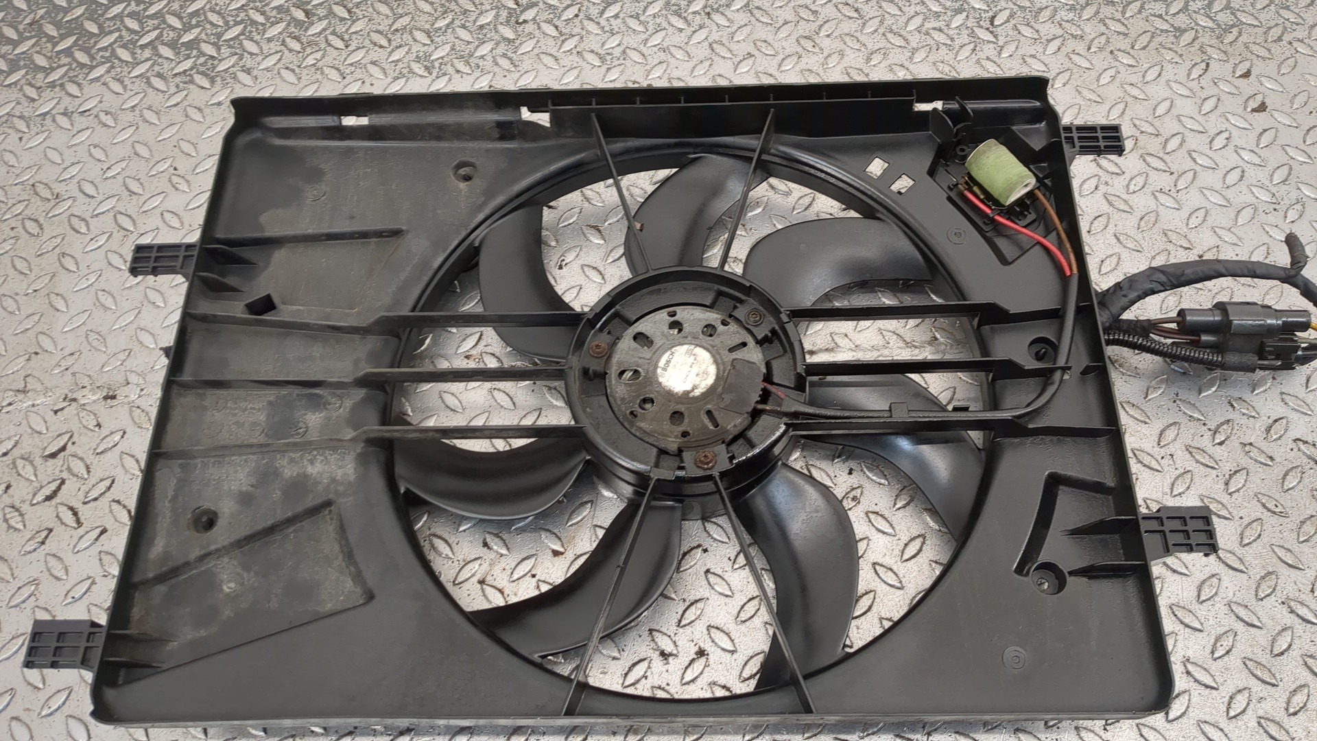 Вентилятор радиатора