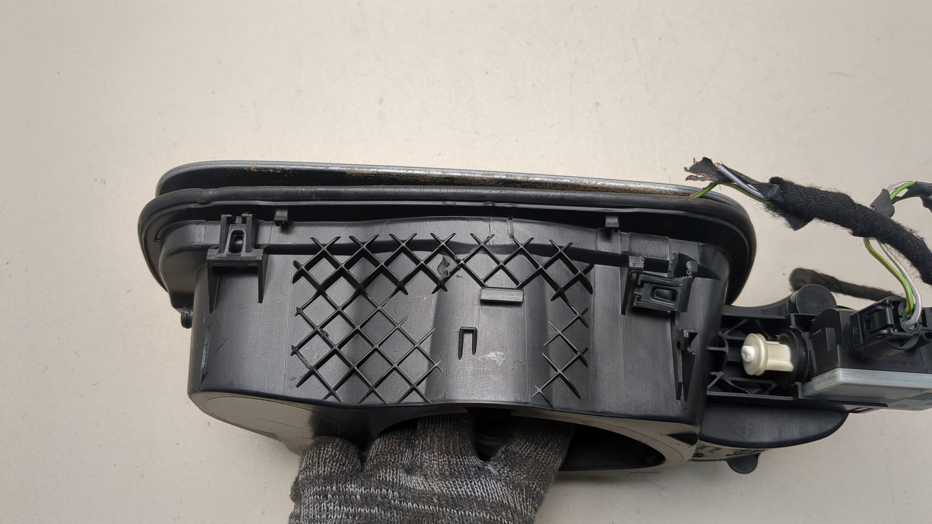 Лючок бензобака