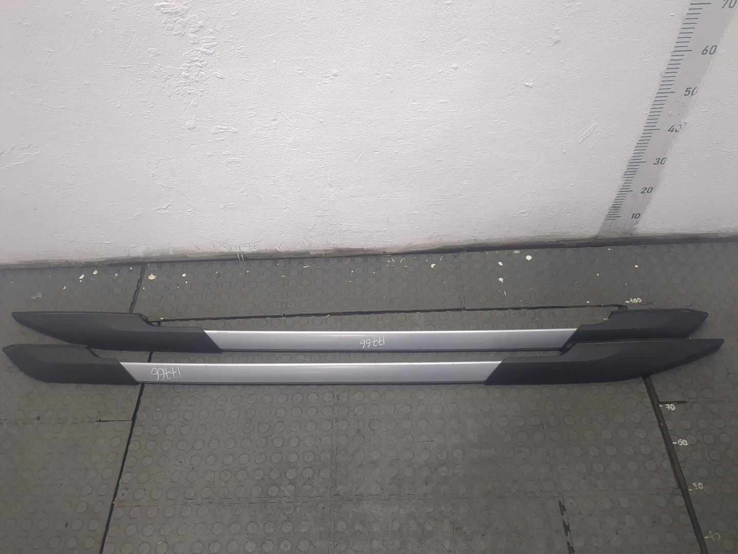 Рейлинги (релинг) к-кт (планки на крышу)