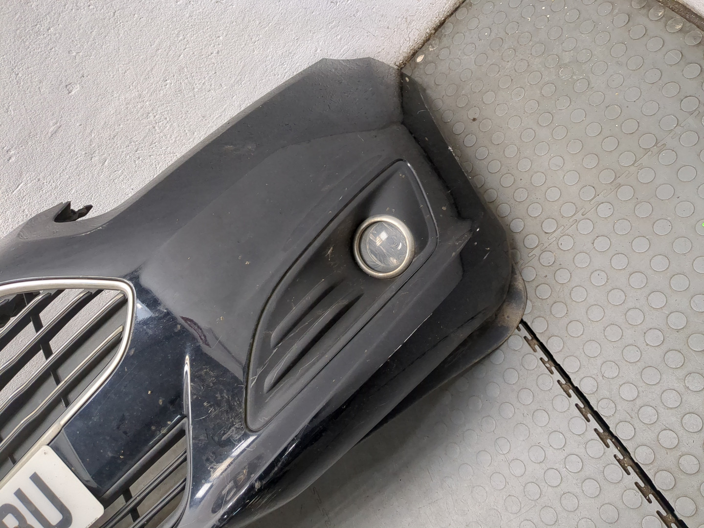 Бампер передний