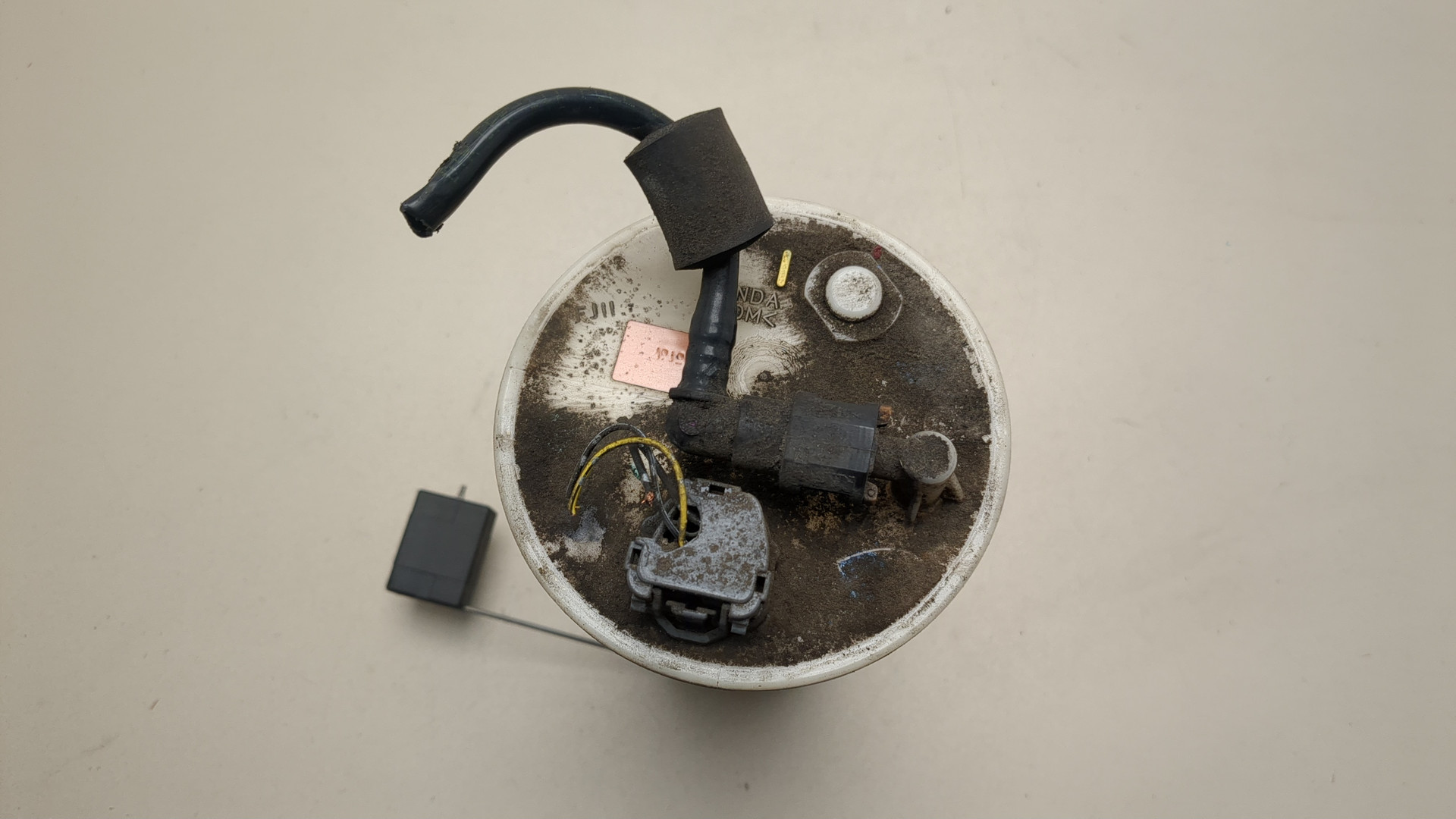 Насос топливный электрический